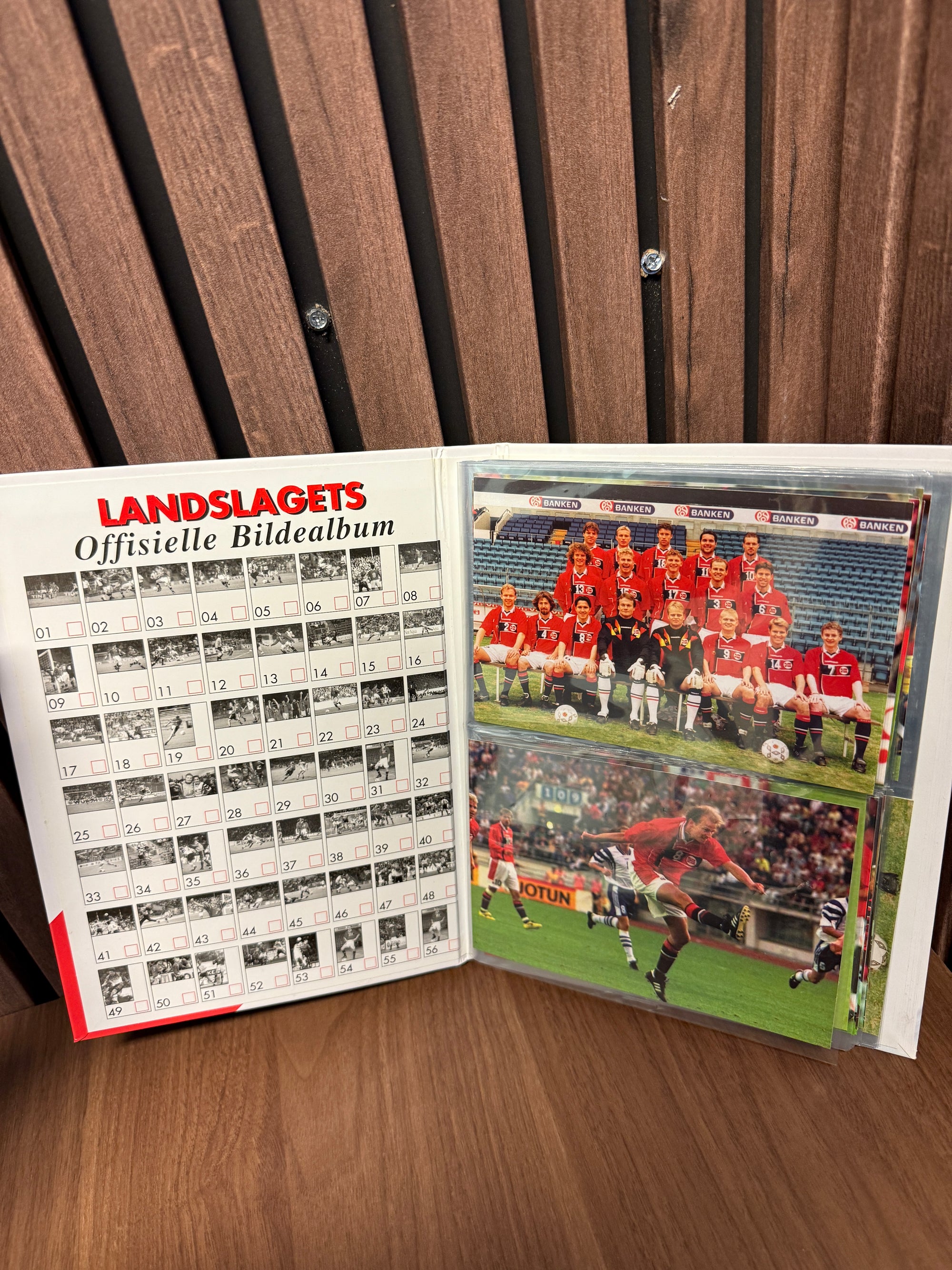 NORGE - LANDSLAGETS OFFISIELLE BILDEALBUM - 32/120 BILDER