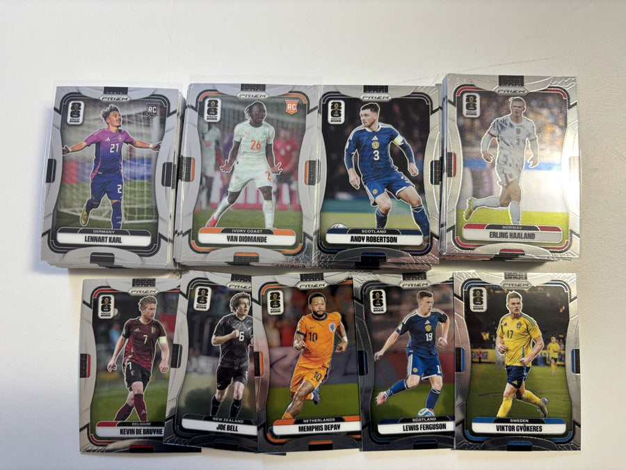 000. 110 KORT`S PANINI PRIZM FIFA WORLD CUP 2026 LOT