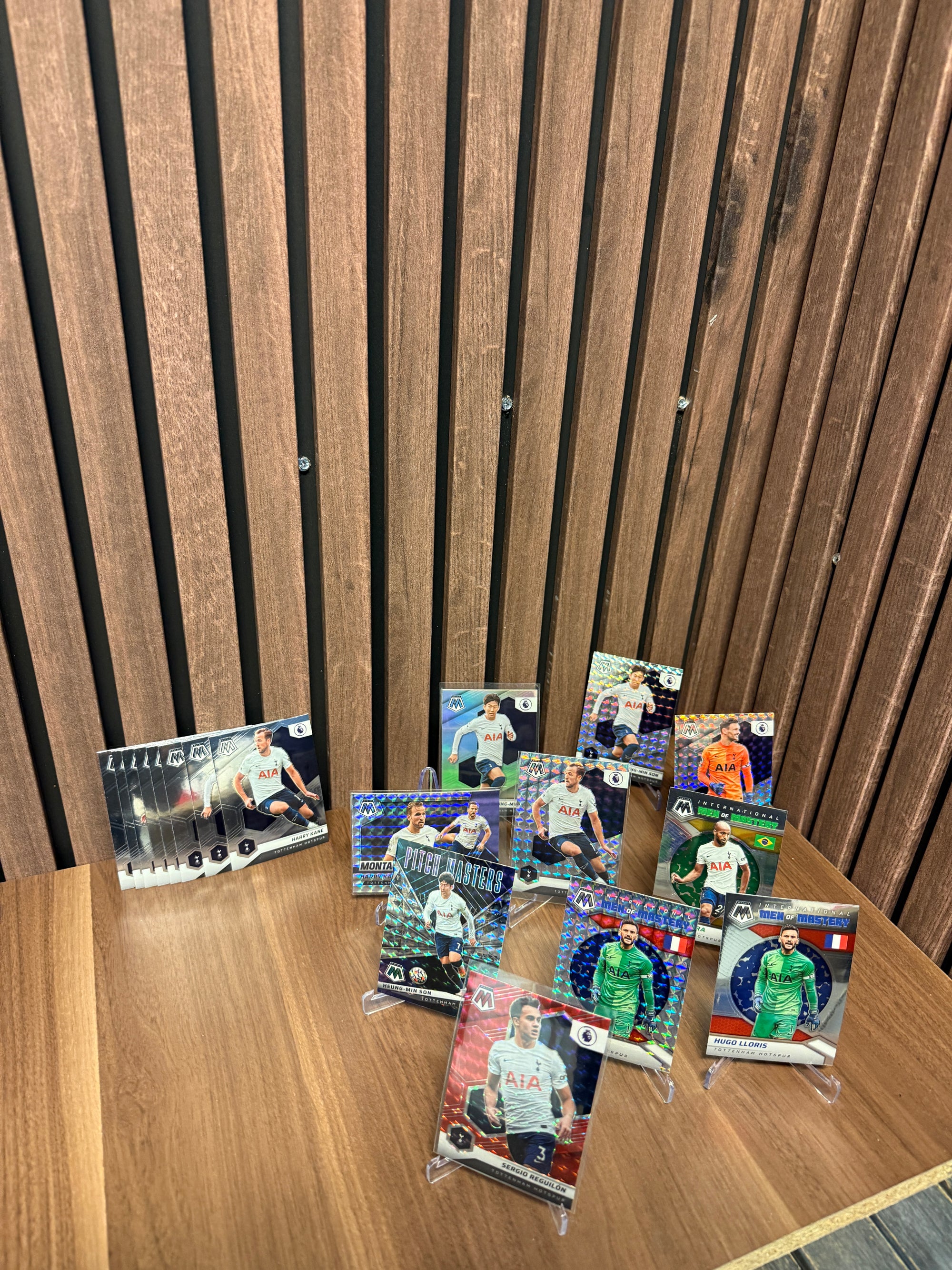 TOTTENHAM HOTSPUR - LOT - PANINI MOSAIC - PARALLELLER, INSERTS OG LAGSETT