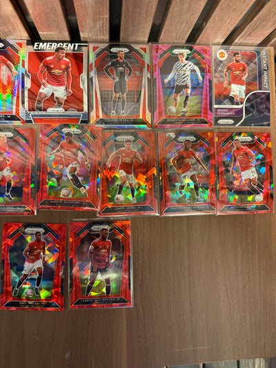 MANCHESTER UNITED - "SUPERLOT" - PANINI PRIZM 2020/21 - 1 LAGSETT & 20 PARALLELLER/INSERTS
