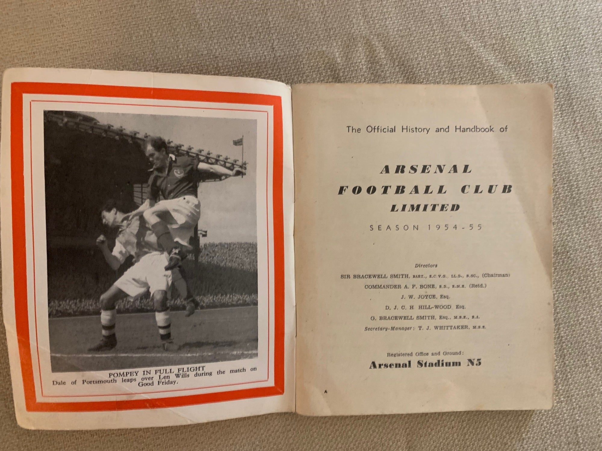 ARSENAL - 1954/55 - ARSENAL OFFICIAL HANDBOOK 1954/55