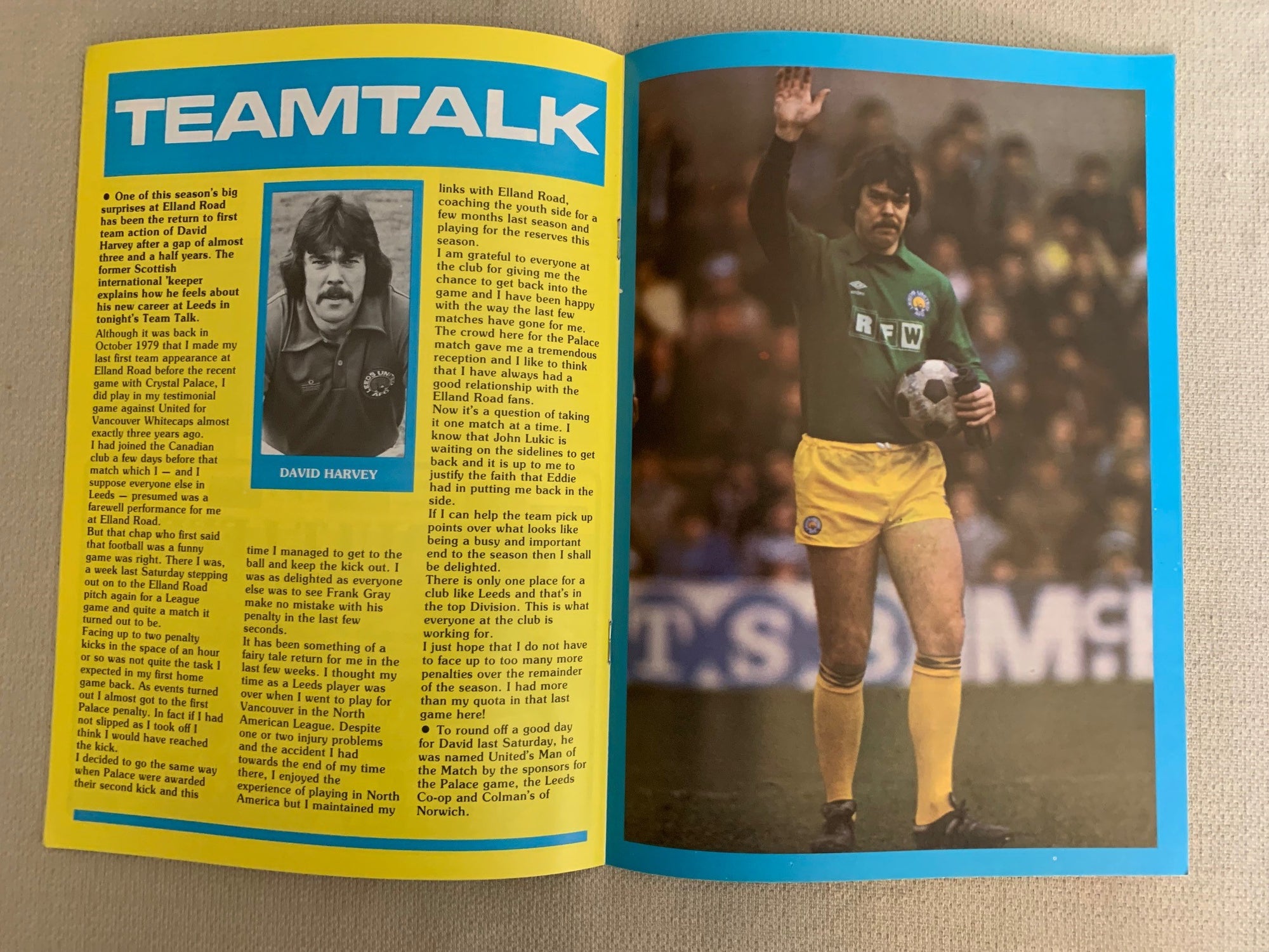 1983-05.04 -  LEEDS UNITED VS OLDHAM ATHLETIC