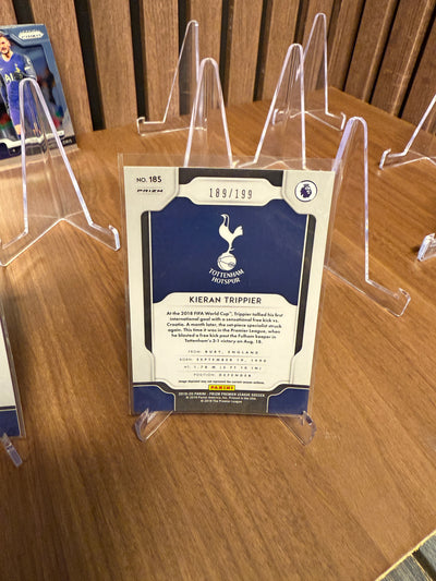 TOTTENHAM HOTSPUR - LOT - PANINI PRIZM 2019/20 - INSERTS, PARALLELLER, NUMMERERTE OG 1 LAGSETT