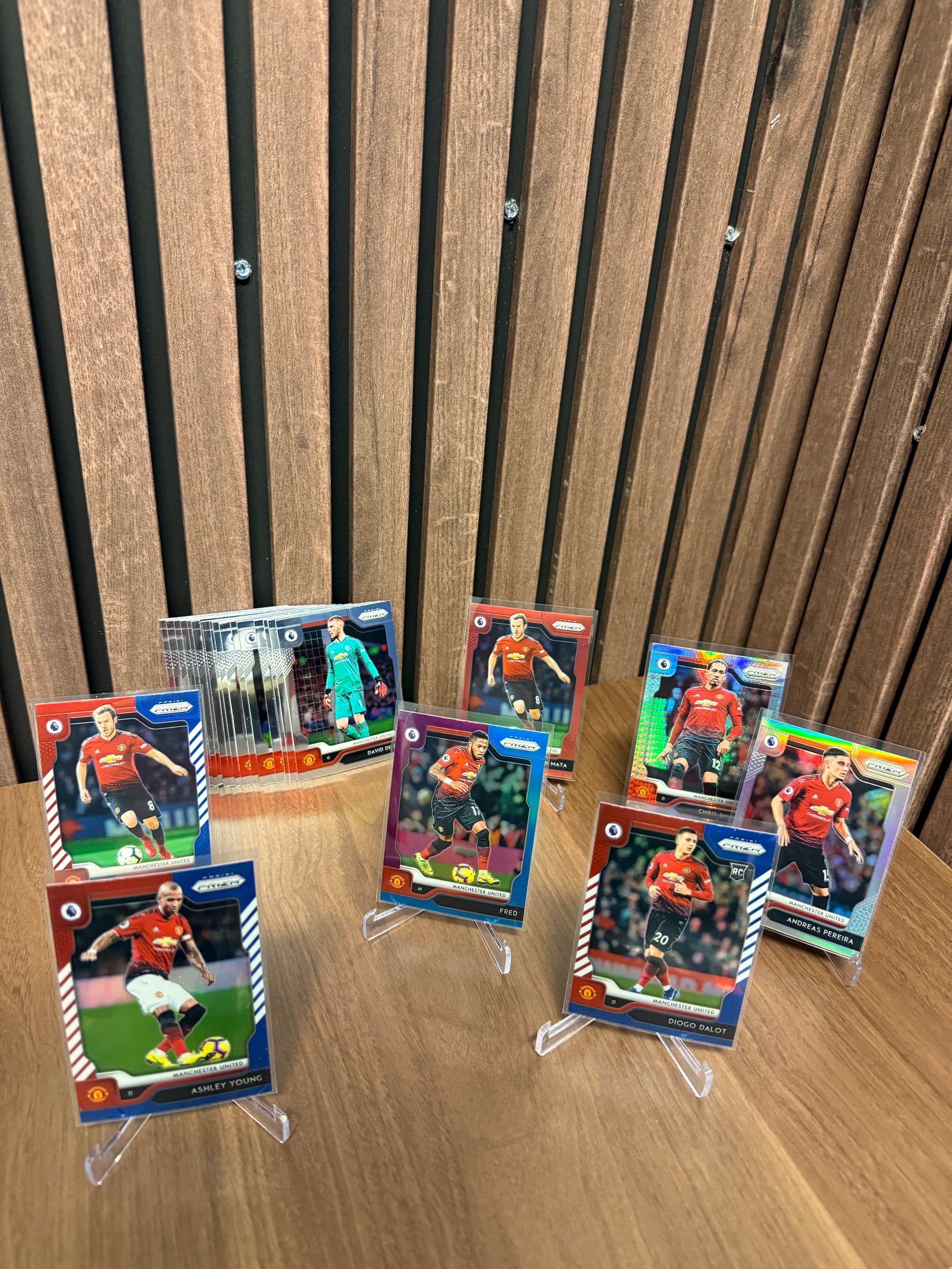 MANCHESTER UNITED - LOT - PANINI PRIZM 2019/20 - PARALLELLER OG LAGSETT OG NUMMERERT