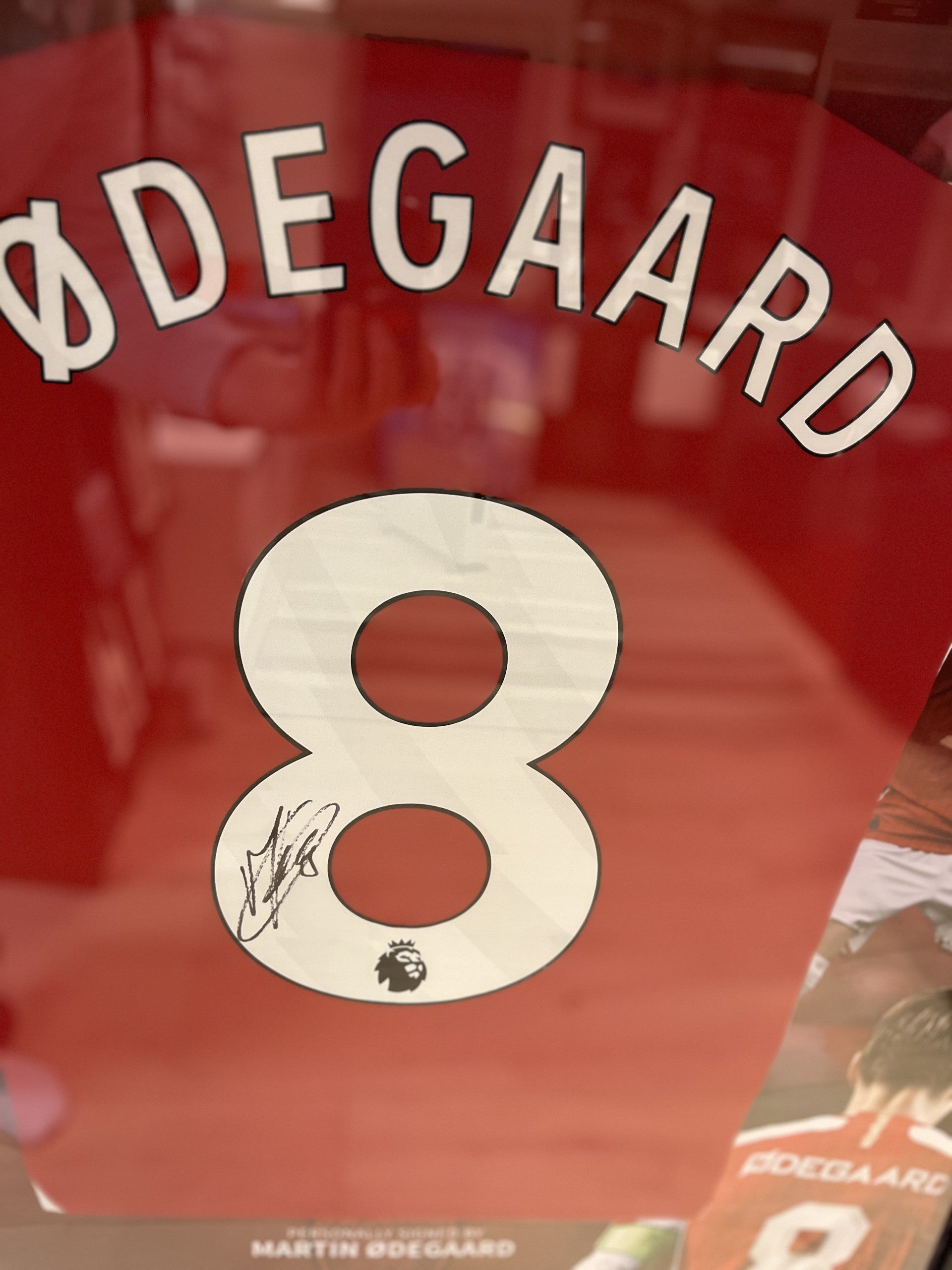 MARTIN ØDEGAARD - FERDIG INNRAMMET DRAKT "ART-FRAME" MED EKTEHETSBEVIS/COA