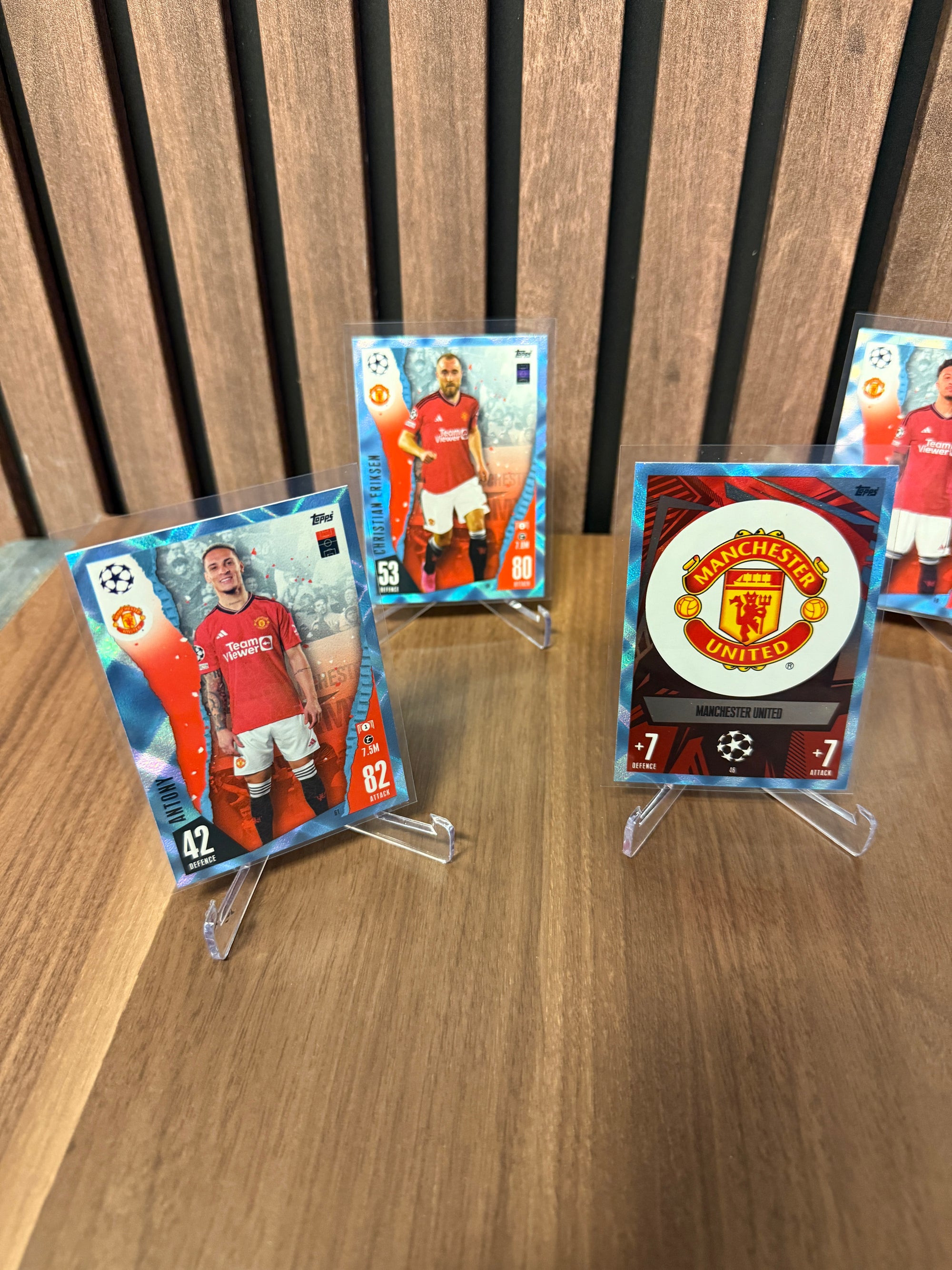 MANCHESTER UNITED - LOT - TOPPS MATCH ATTAX CRYSTAL
