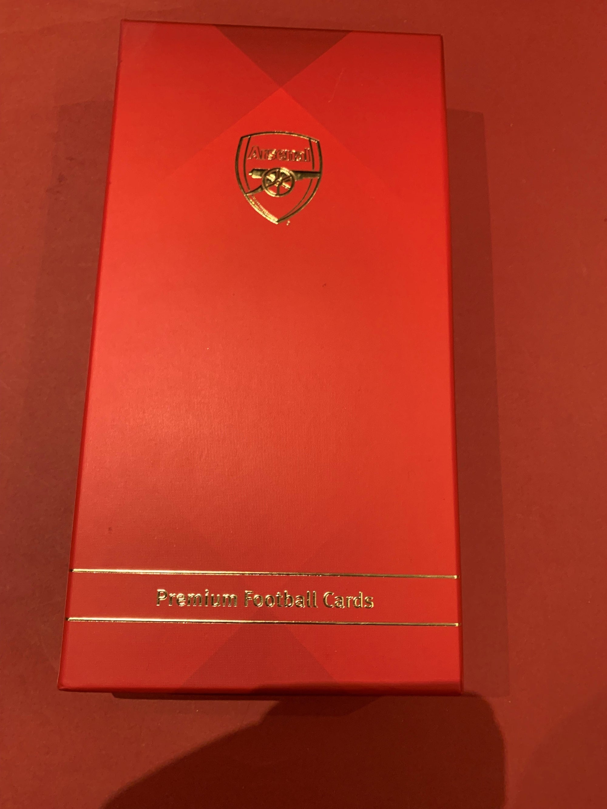 ARSENAL - TOM  FUTERA SAMLEBOKS