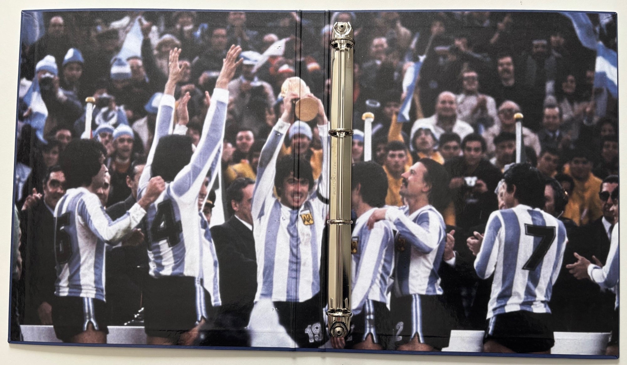 000. 4-RINGS PERM - PANINI - FIFA WORLD CUP 1978 - ARGENTINA