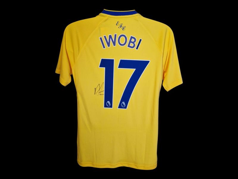 ALEX IWOBI - SIGNERT DRAKT MED EKTEHETSBEVIS/COA