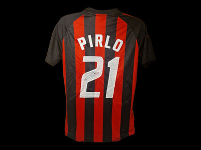 ANDREA PIRLO - SIGNERT DRAKT MED EKTEHETSBEVIS/COA