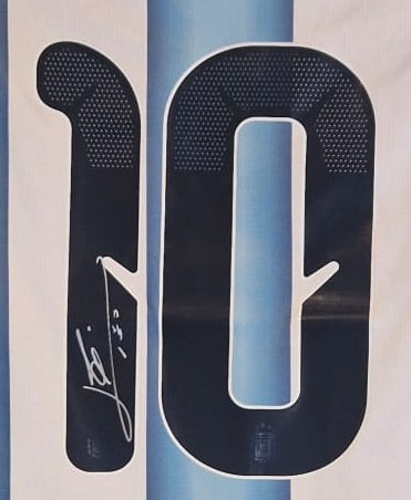 LIONEL MESSI - SIGNERT DRAKT MED EKTEHETSBEVIS/COA