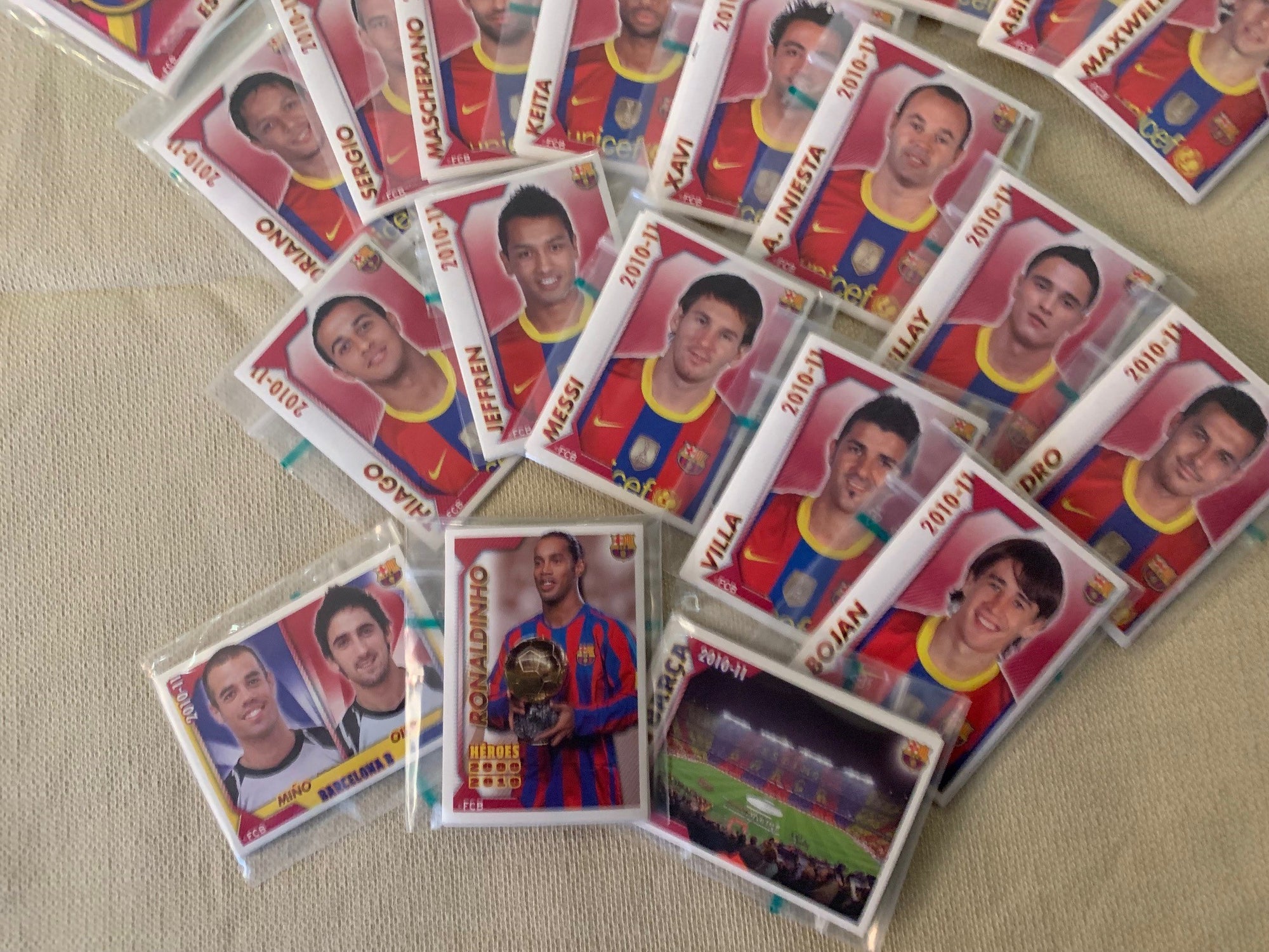 FC BARCELONA 2010/11 - PANINI 50 YEARS - KOMPLETT SETT
