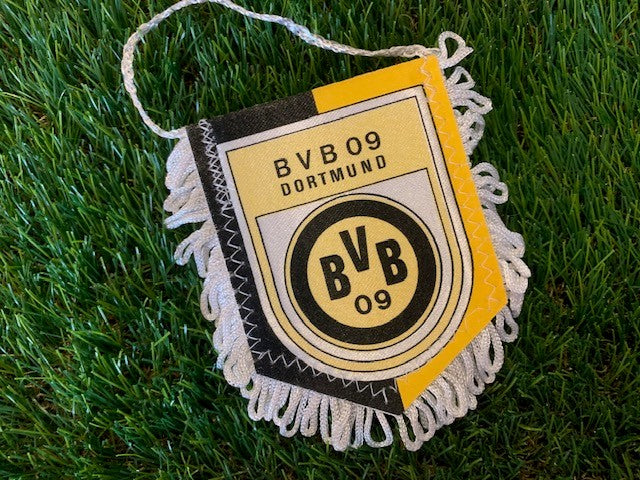 BORUSSIA DORTMUND - VINTAGE VIMPEL