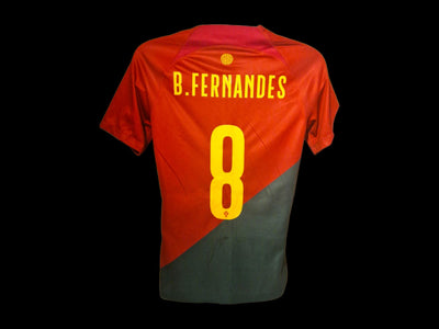 BRUNO FERNANDES - SIGNERT DRAKT MED EKTEHETSBEVIS/COA