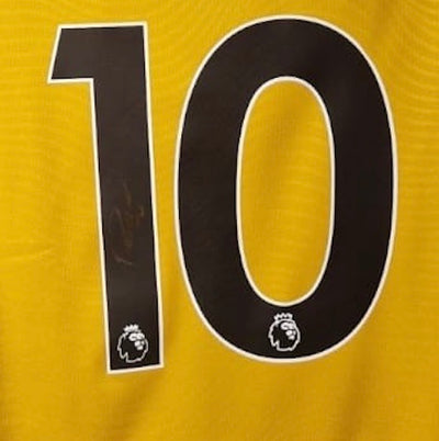 DANIEL PODENCE - SIGNERT DRAKT MED EKTEHETSBEVIS/COA