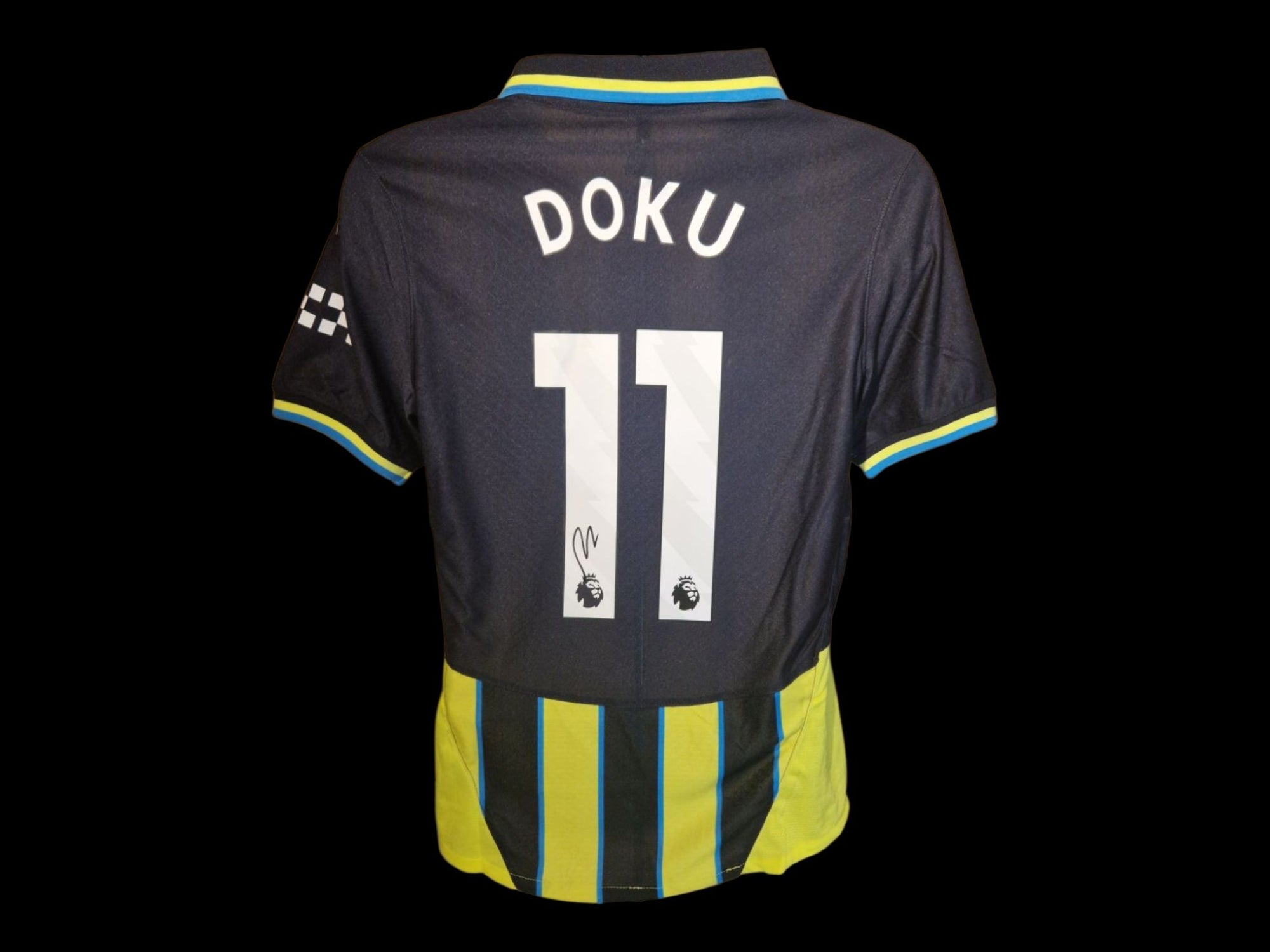 JEREMY DOKU - SIGNERT DRAKT MED EKTEHETSBEVIS/COA
