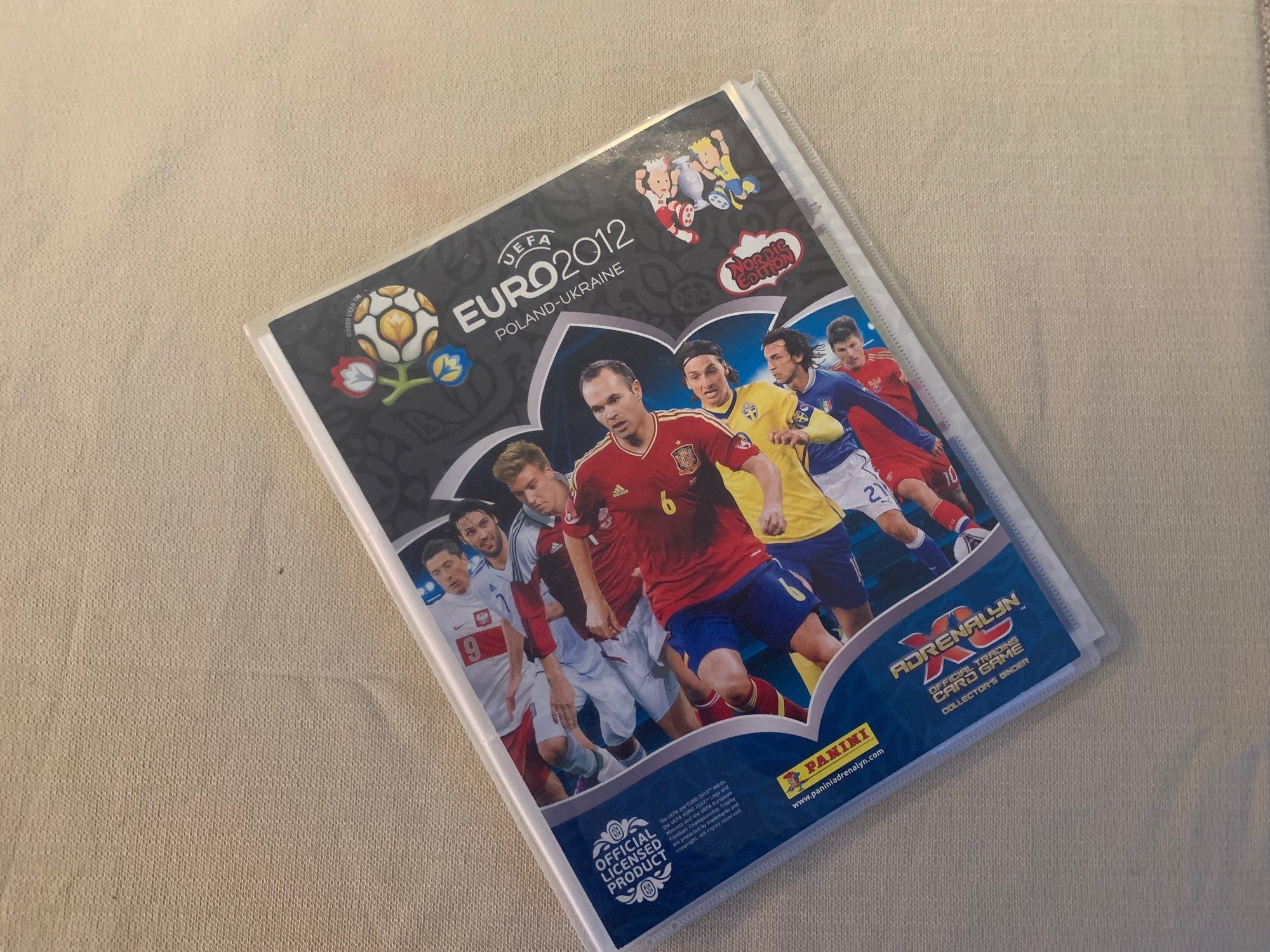 PANINI ADRENALYN XL EURO 2012 POLAND/UKRAINE - ORGINAL SAMLEPERM - MED PERSONLIG RABATTKODE