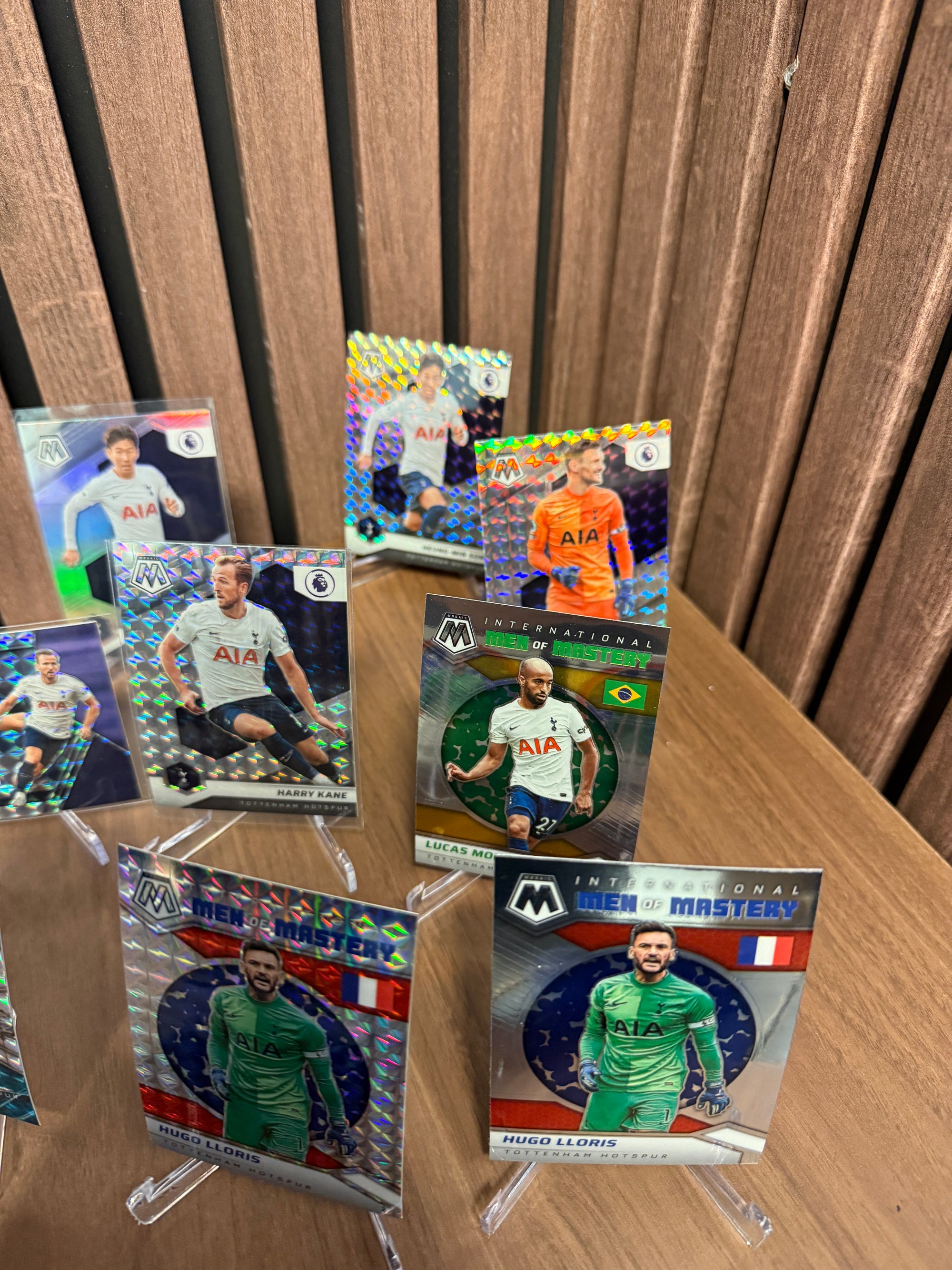 TOTTENHAM HOTSPUR - LOT - PANINI MOSAIC - PARALLELLER, INSERTS OG LAGSETT