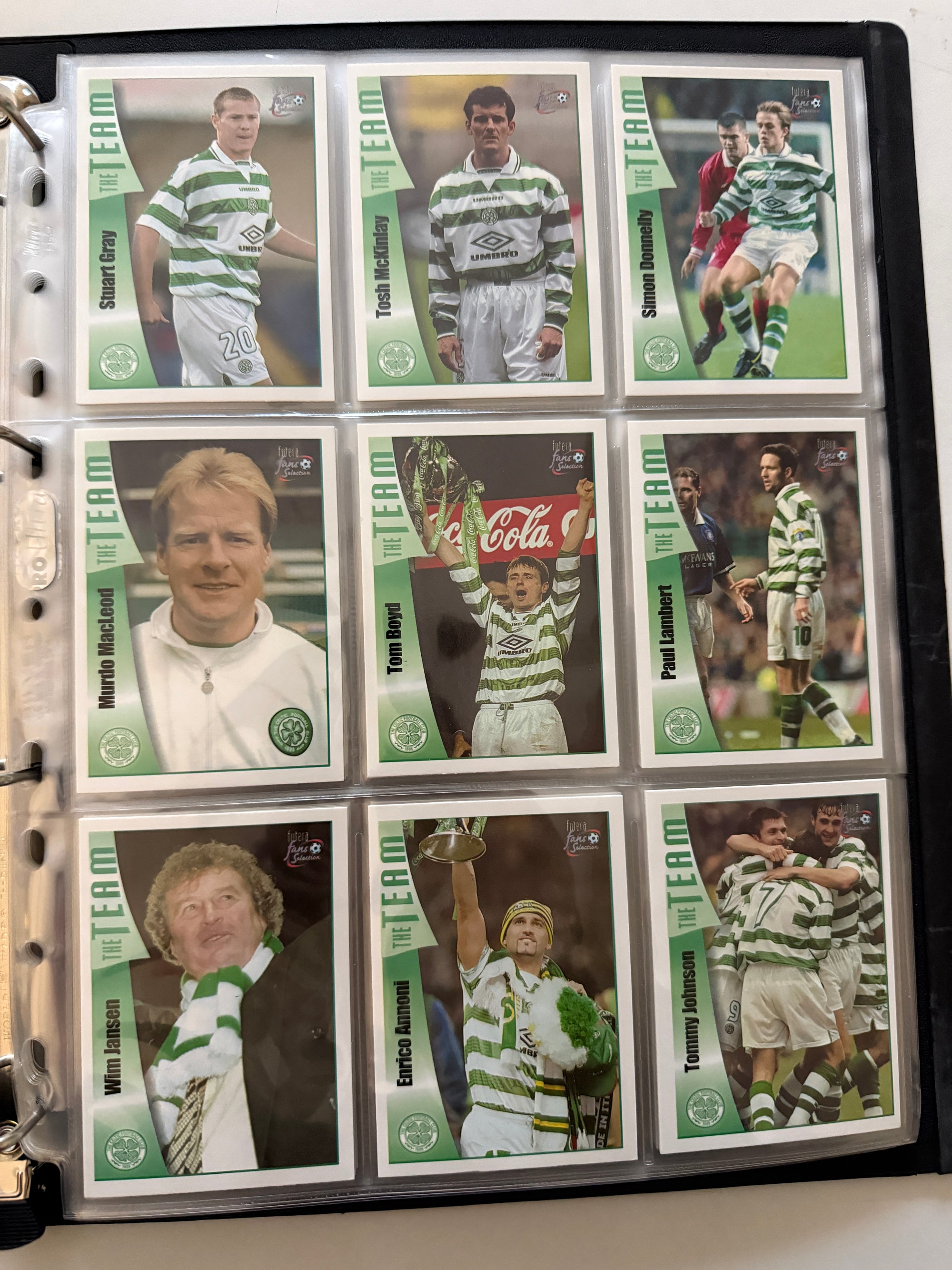 000. CELTIC - FUTERA FANS SELECTION 1999 - KOMPLETT SETT + 18 CUTTING EDGE EMBOSED