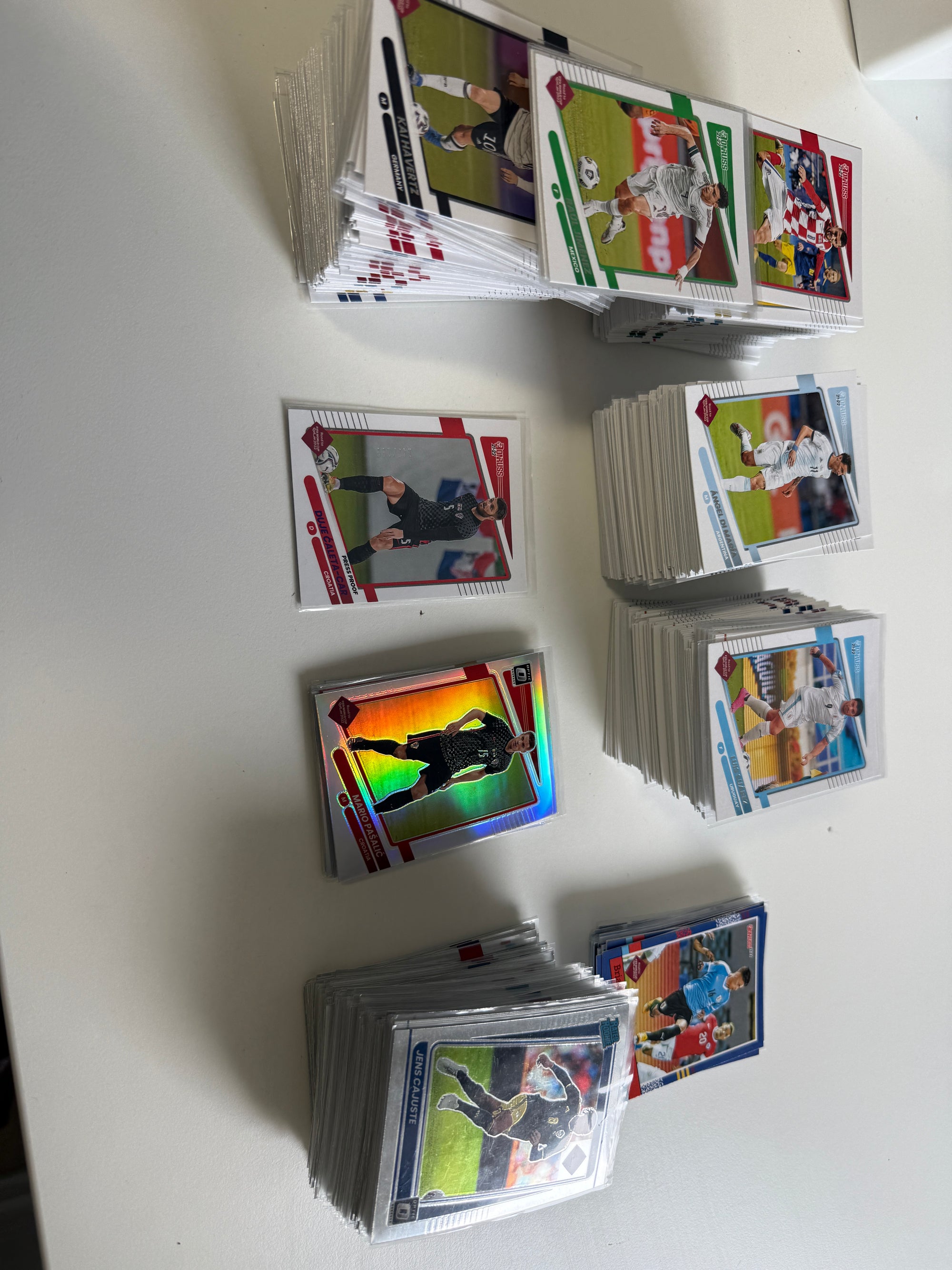 000. PANINI DONRUSS ROAD TO QATAR 2022 - LOT