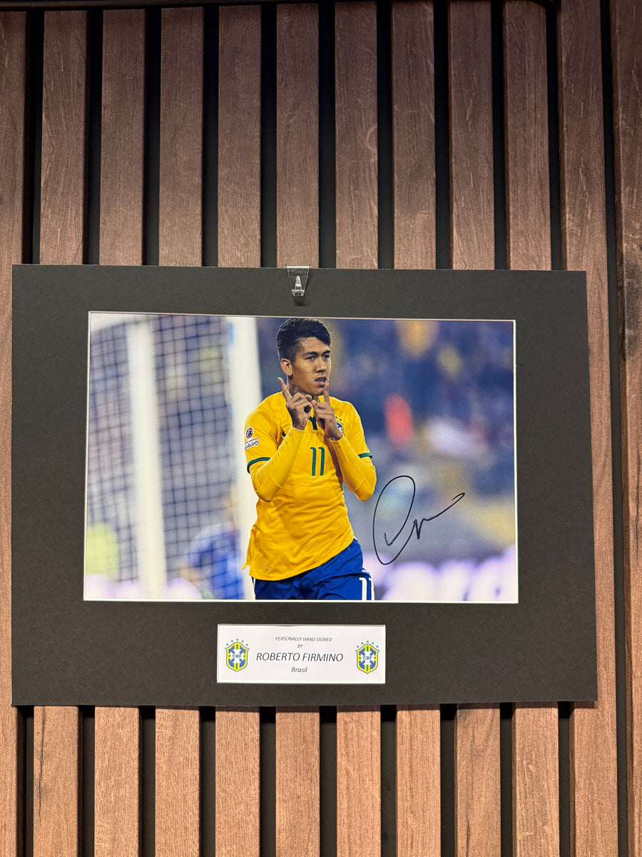 ROBERTO FIRMINO - SIGNERT BILDE MED EKTEHETSBEVIS/COA