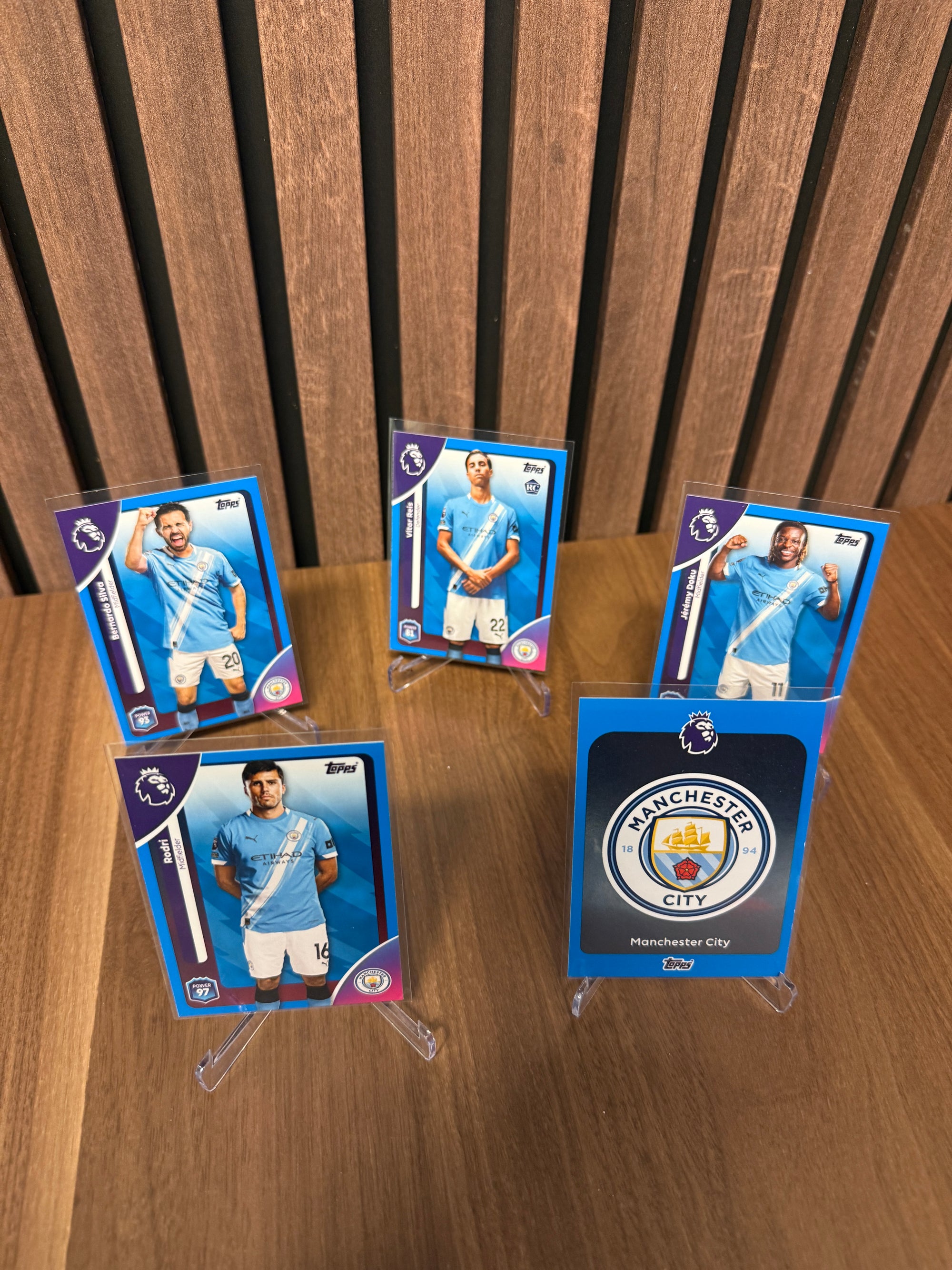 MANCHESTER CITY - LOT - TOPPS PREMIER LEAGUE 2026 - BLUE PARALLELL