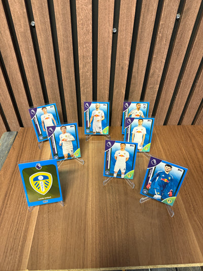 LEEDS UNITED - LOT - TOPPS PREMIER LEAGUE 2026 - BLUE PARALLELL