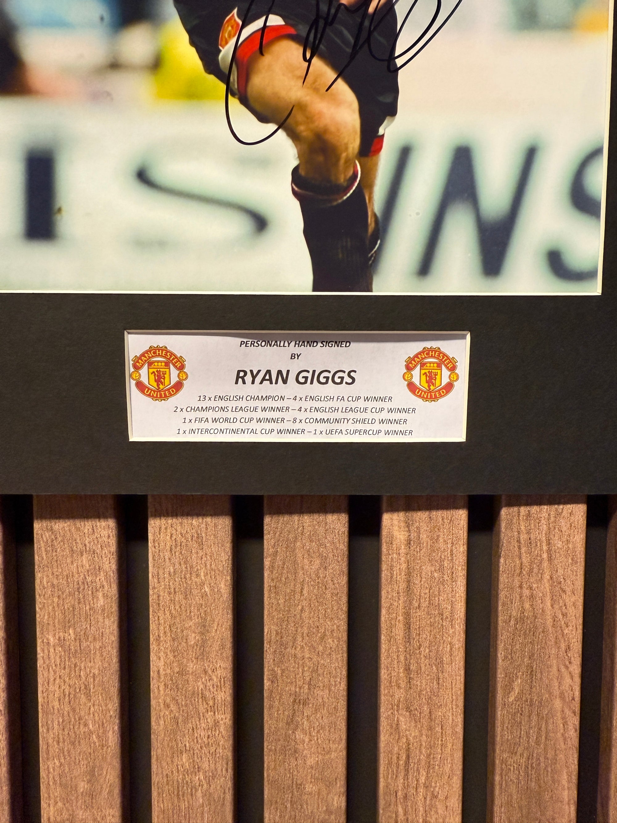 RYAN GIGGS - SIGNERT BILDE MED EKTEHETSBEVIS/COA