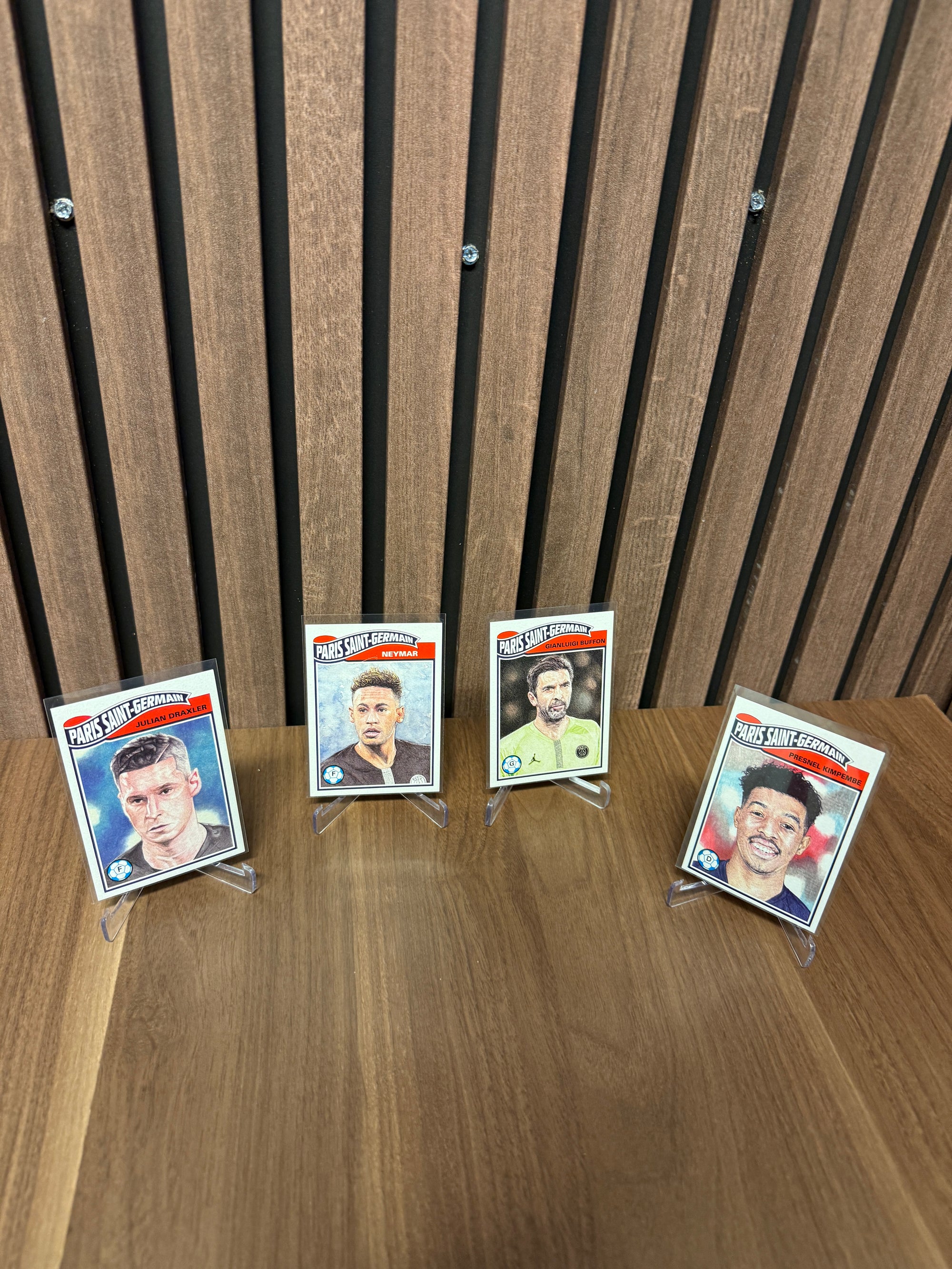 PSG - LOT - TOPPS LIVING