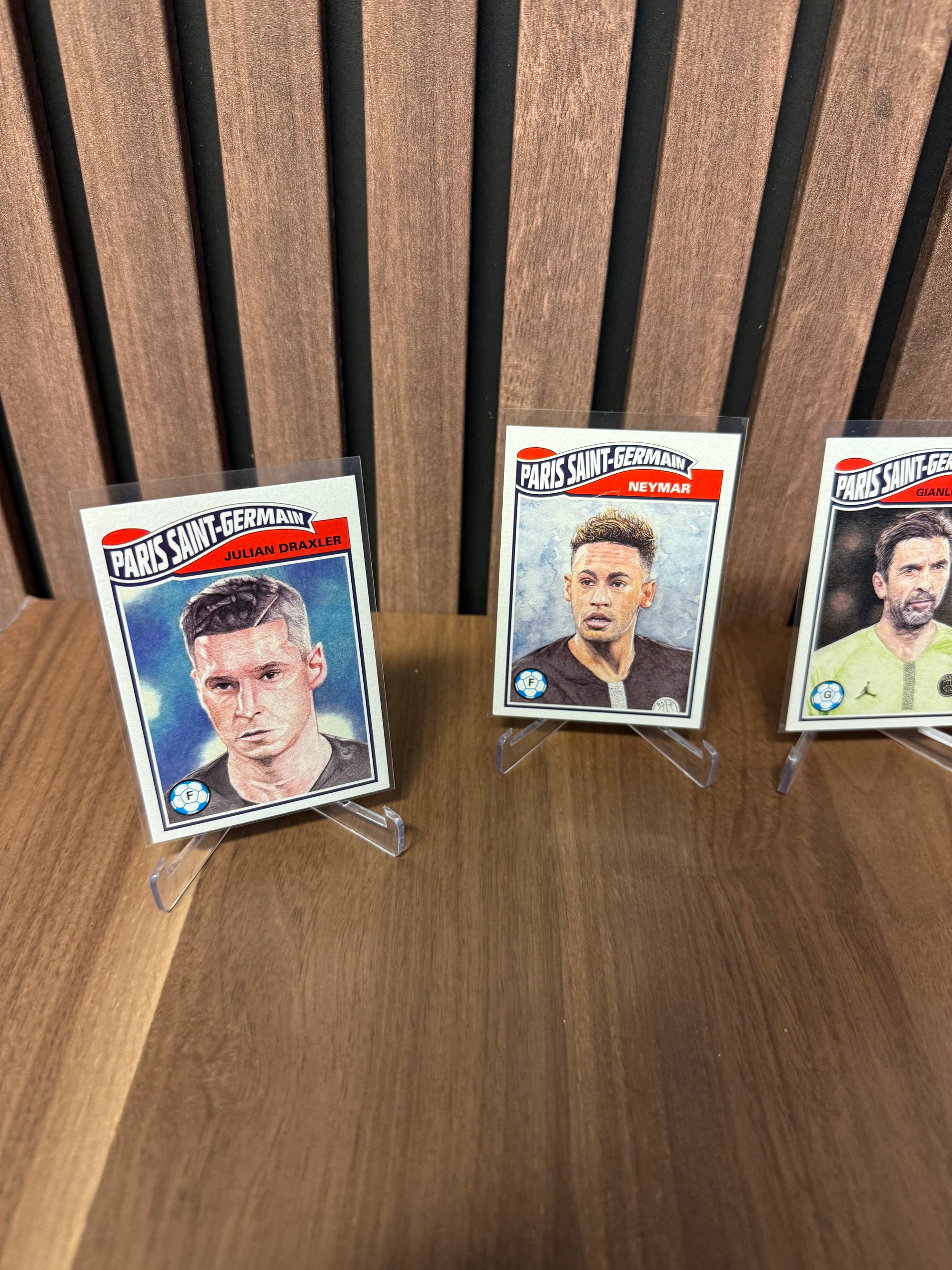 PSG - LOT - TOPPS LIVING