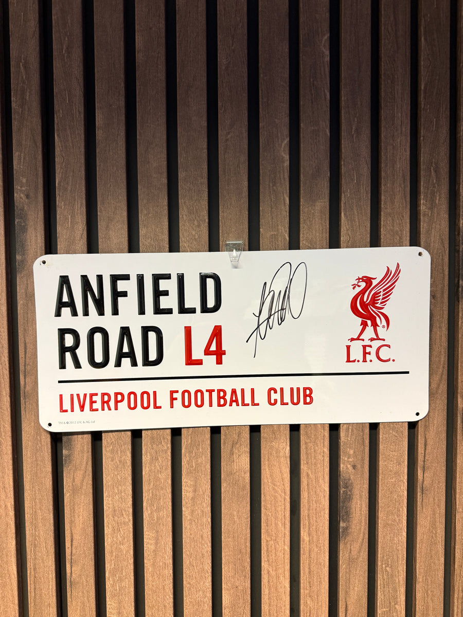 FABINHO - SIGNERT LIVERPOOL SKILT MED EKTEHETSBEVIS/COA