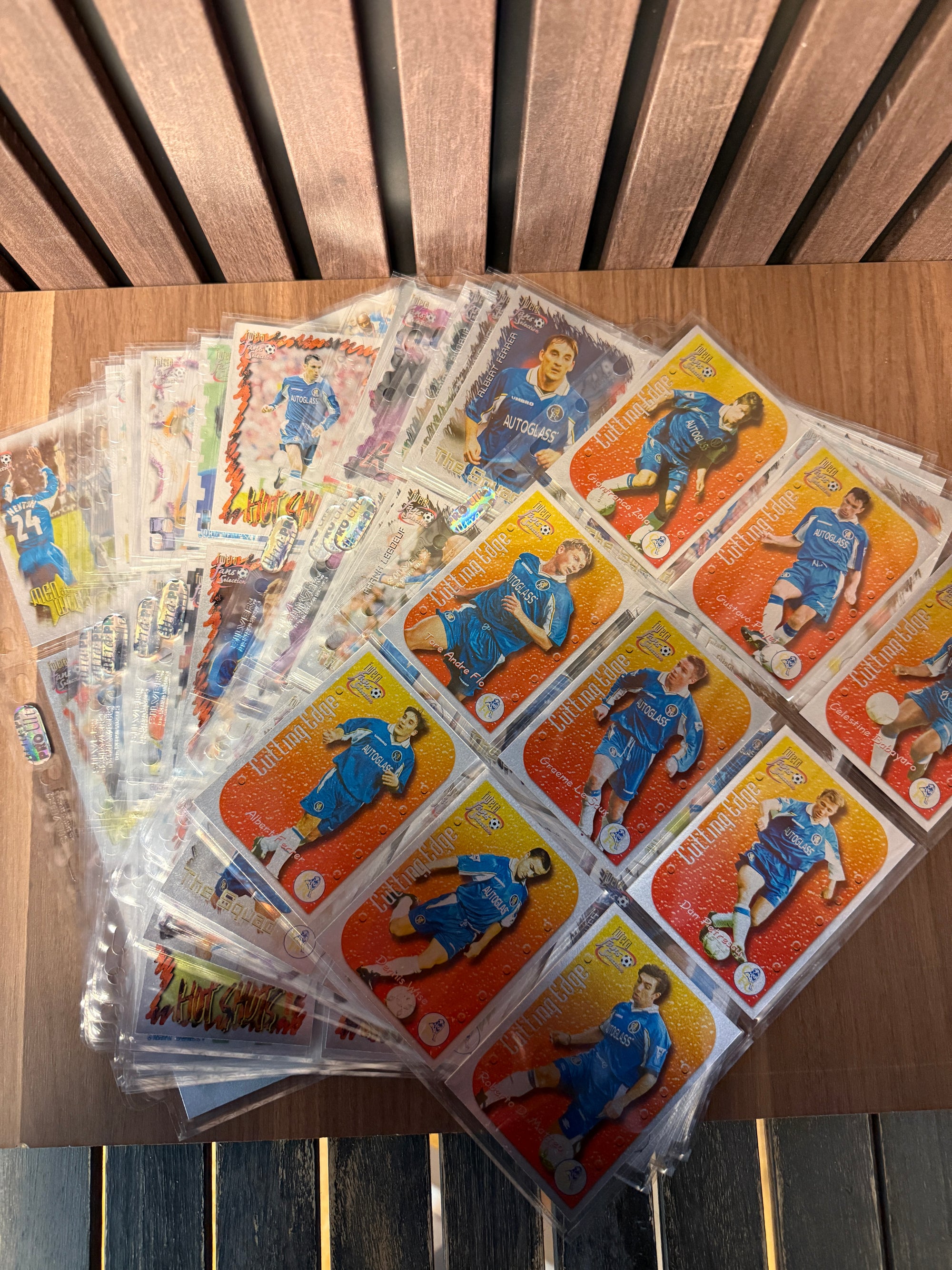 KOMPLETT SETT MED ALLE 99 BASE KORTENE - FUTERA FANS SELECTION CHELSEA 1999 - CHROME