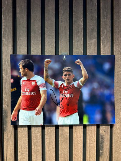 ARSENAL - LUCAS TORREIRA - SIGNERT BILDE MED EKTEHETSBEVIS/COA