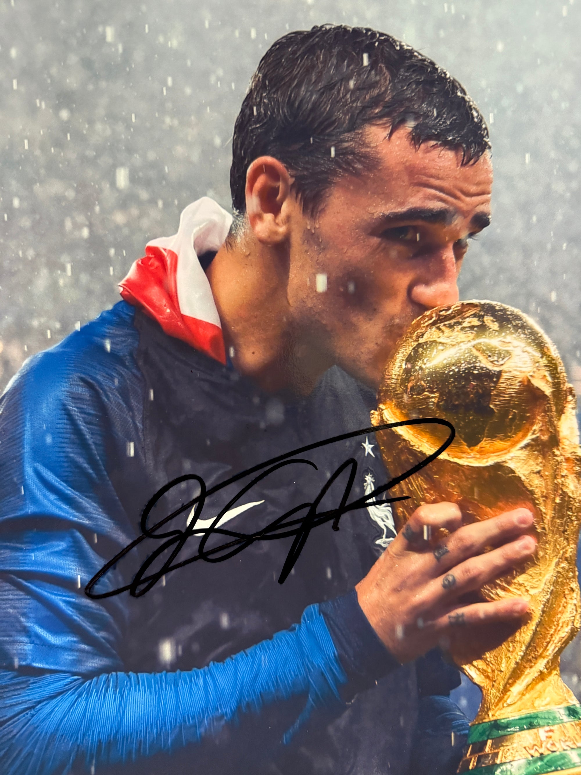 ANTOINE GRIEZMANN - SIGNERT BILDE MED EKTEHETSBEVIS/COA