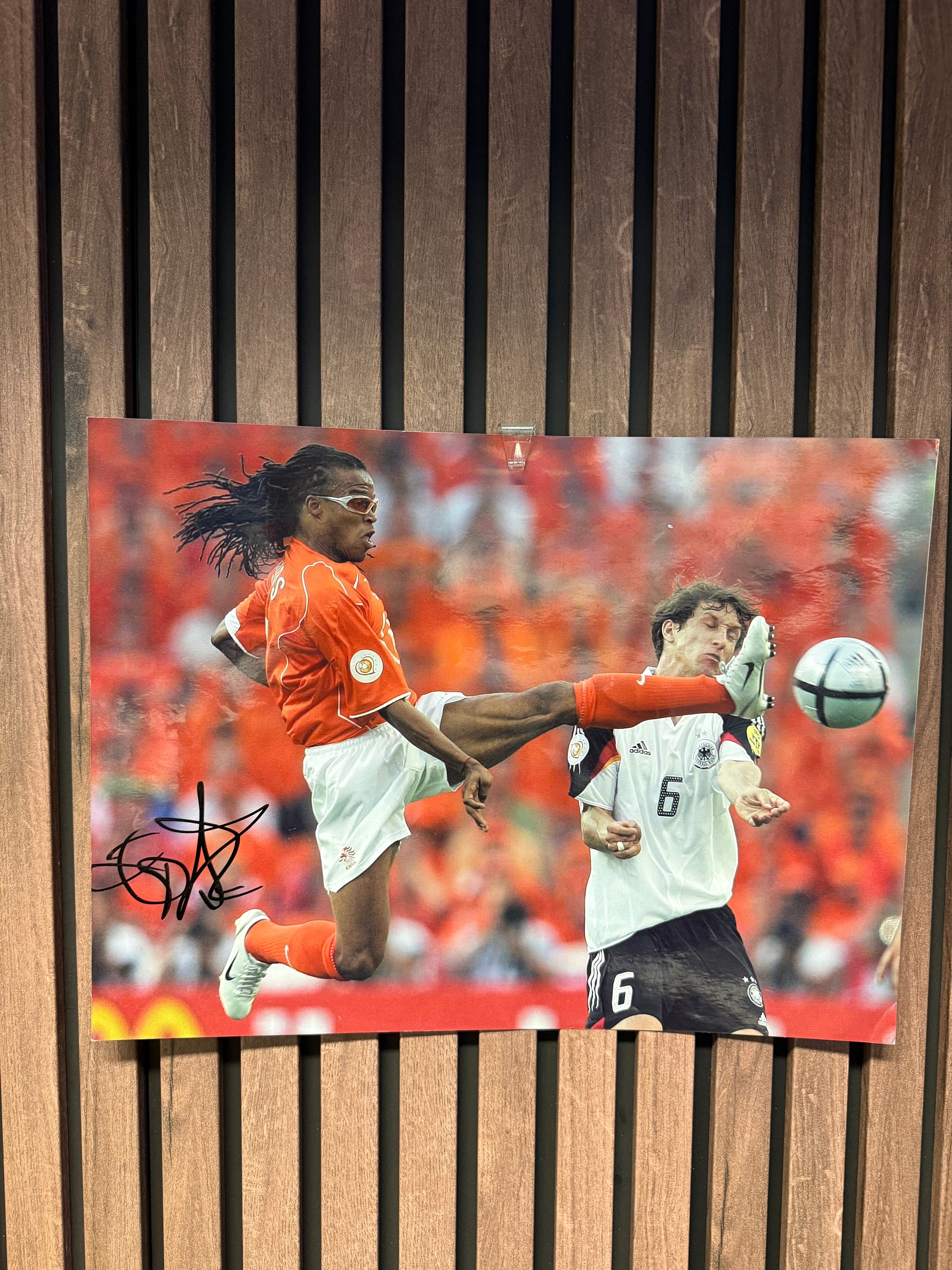 NEDERLAND - EDGAR DAVIDS - SIGNERT BILDE MED EKTEHETSBEVIS/COA