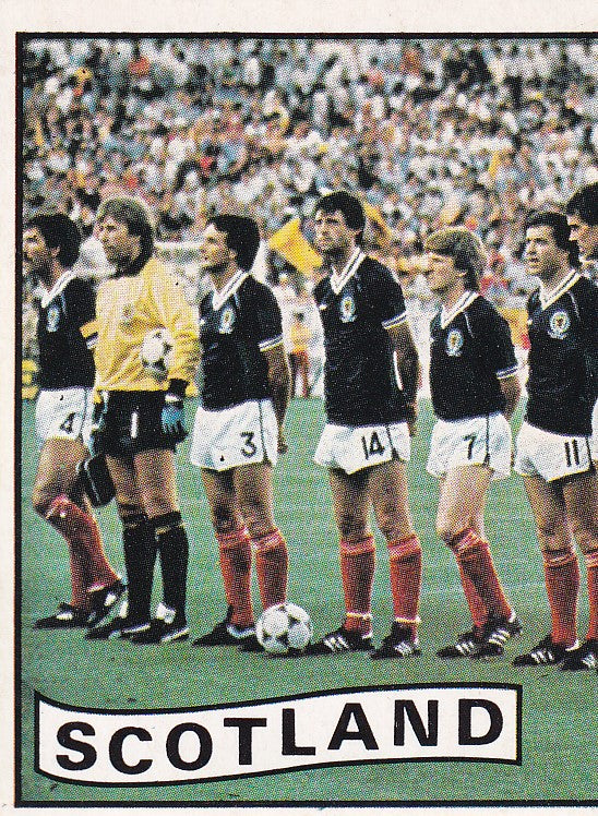 251. TEAM PHOTO 1/2 - SCOTLAND