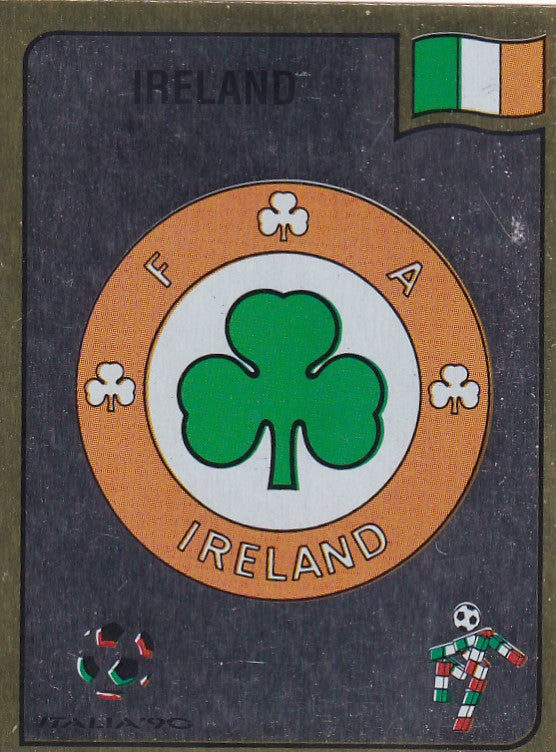 420. IRELAND - NATIONAL TEAM BADGE