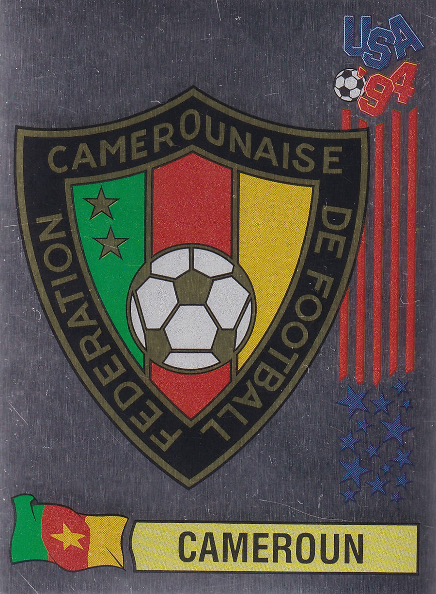 134. CAMEROUN - NATIONAL TEAM BADGE - SILVER FOIL