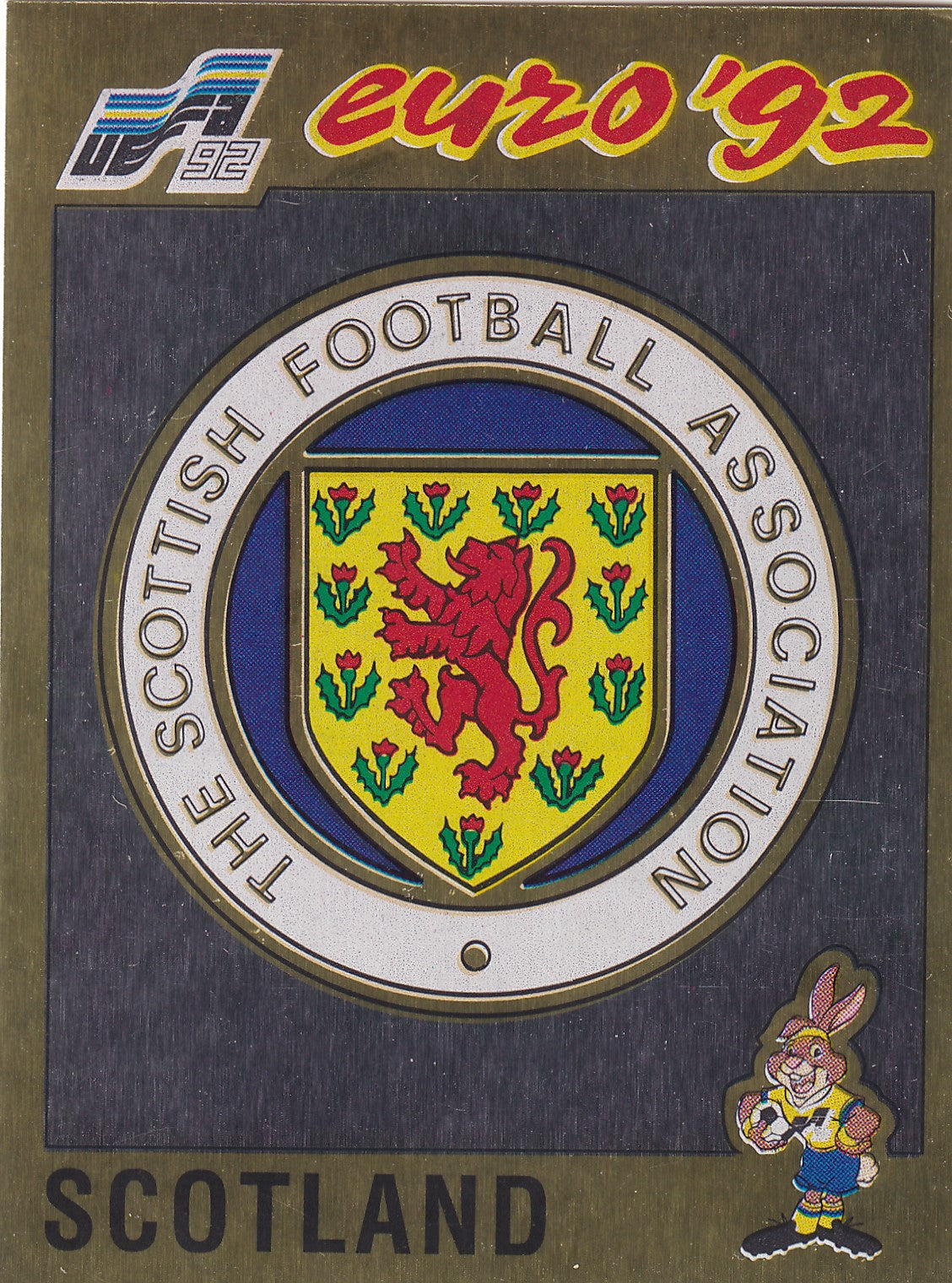 142. SCOTLAND - NATIONAL TEAM BADGE - GOLD FOIL