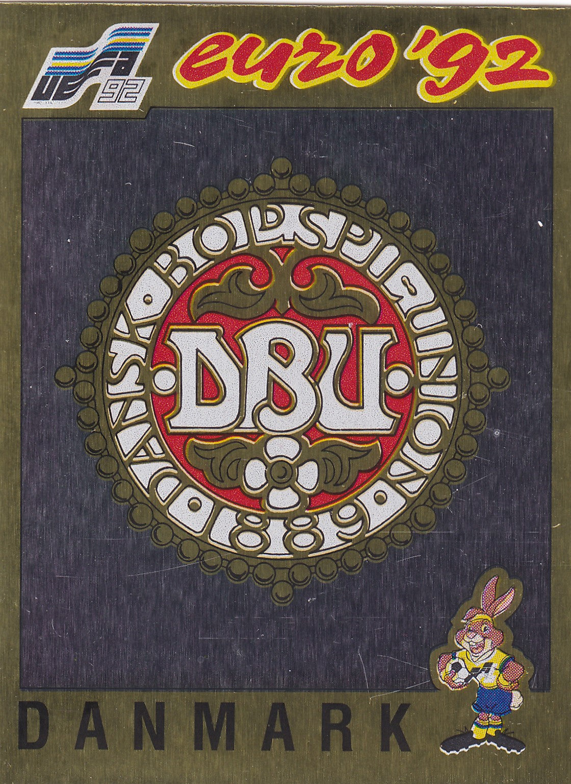 214. DANMARK - NATIONAL TEAM BADGE - GOLD FOIL