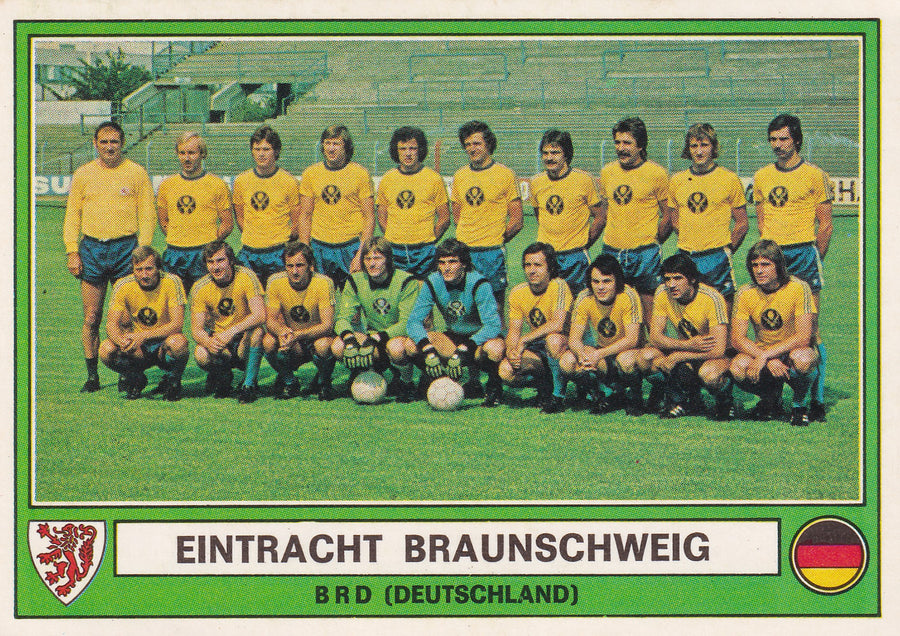 021. EINTRACHT BRAUNSCHWEIG - TEAM PHOTO