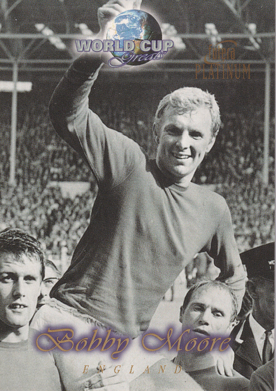 031. BOBBY MOORE - ENGLAND