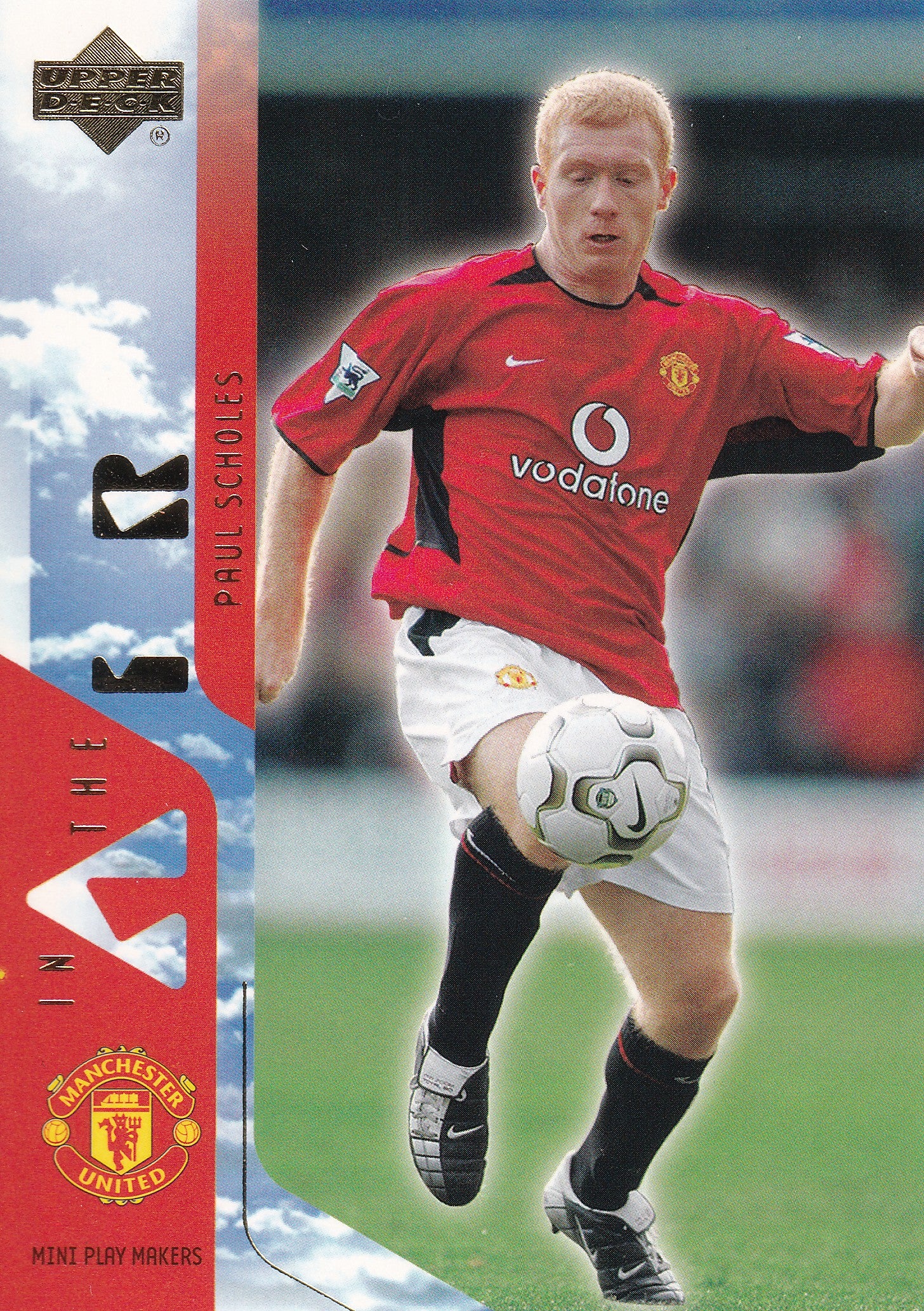 049. PAUL SCHOLES - MANCHESTER UNITED - IN THE AIR