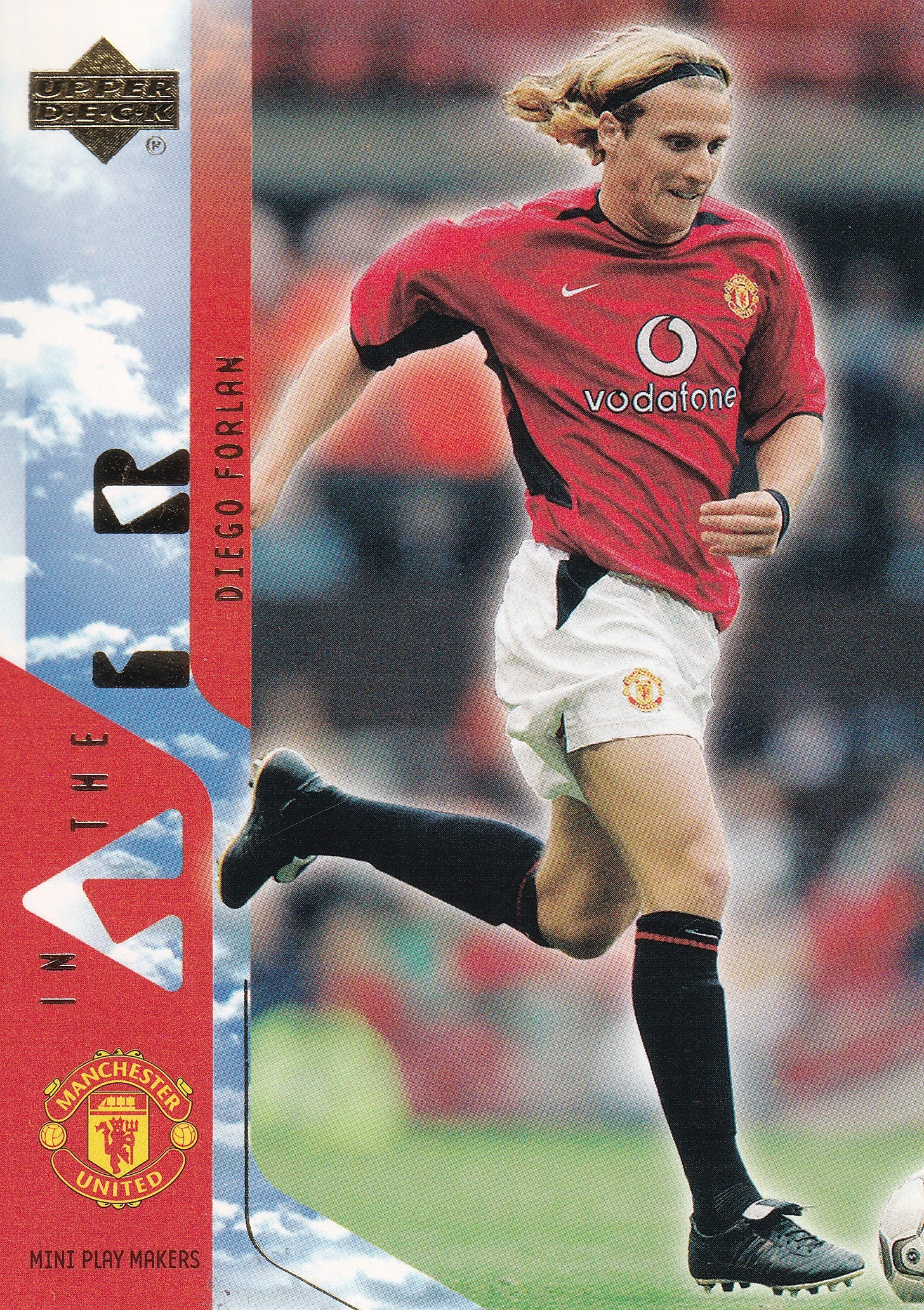 051. DIEGO FORLAN - MANCHESTER UNITED - IN THE AIR