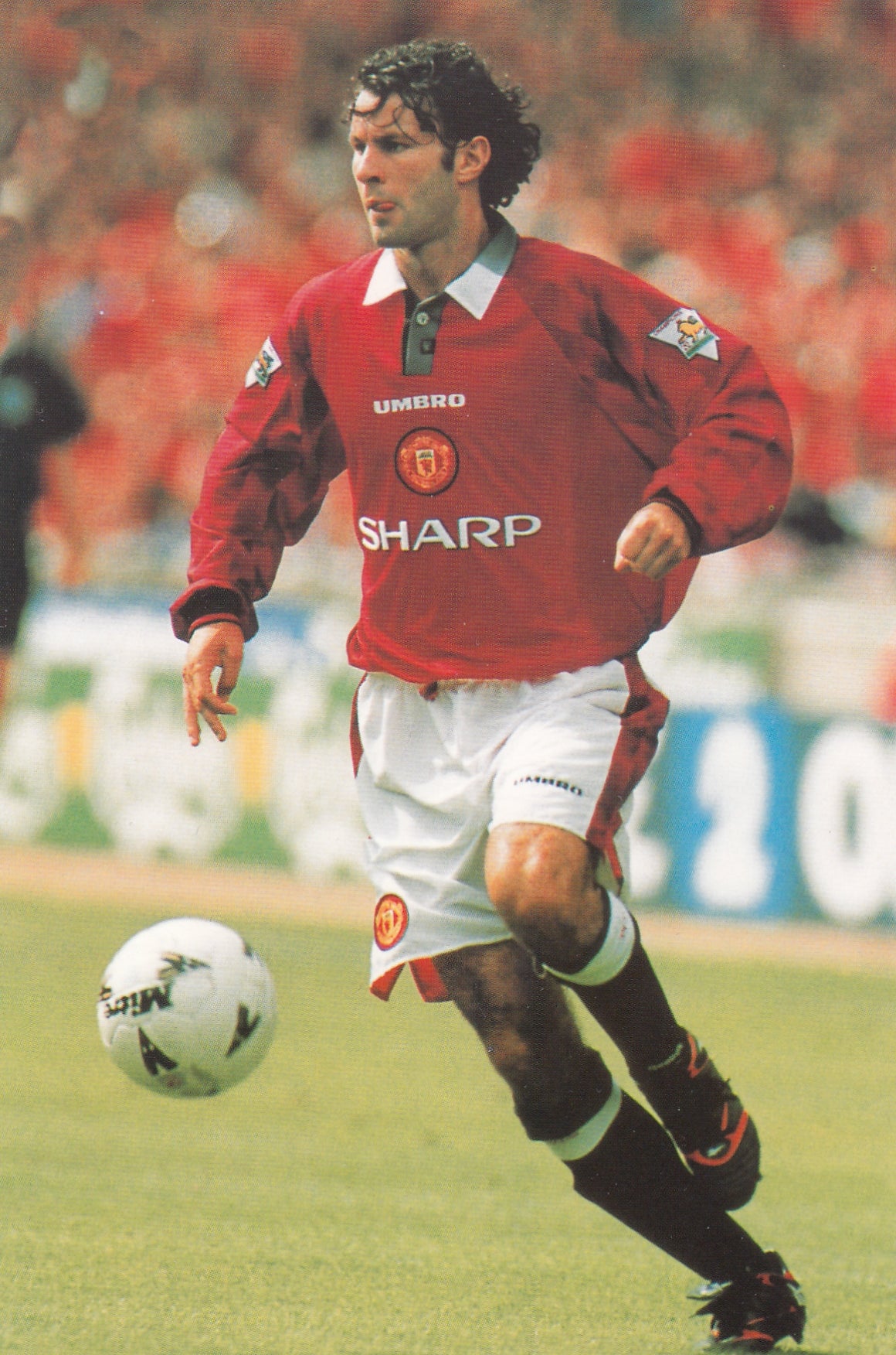 038. RYAN GIGGS