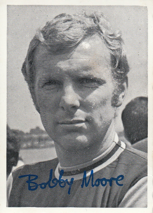018. BOBBY MOORE - WEST HAM UNITED