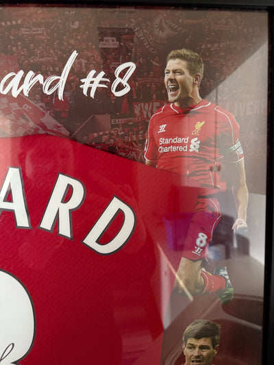 STEVEN GERRARD - SIGNERT DRAKT MED EKTEHETSBEVIS/COA