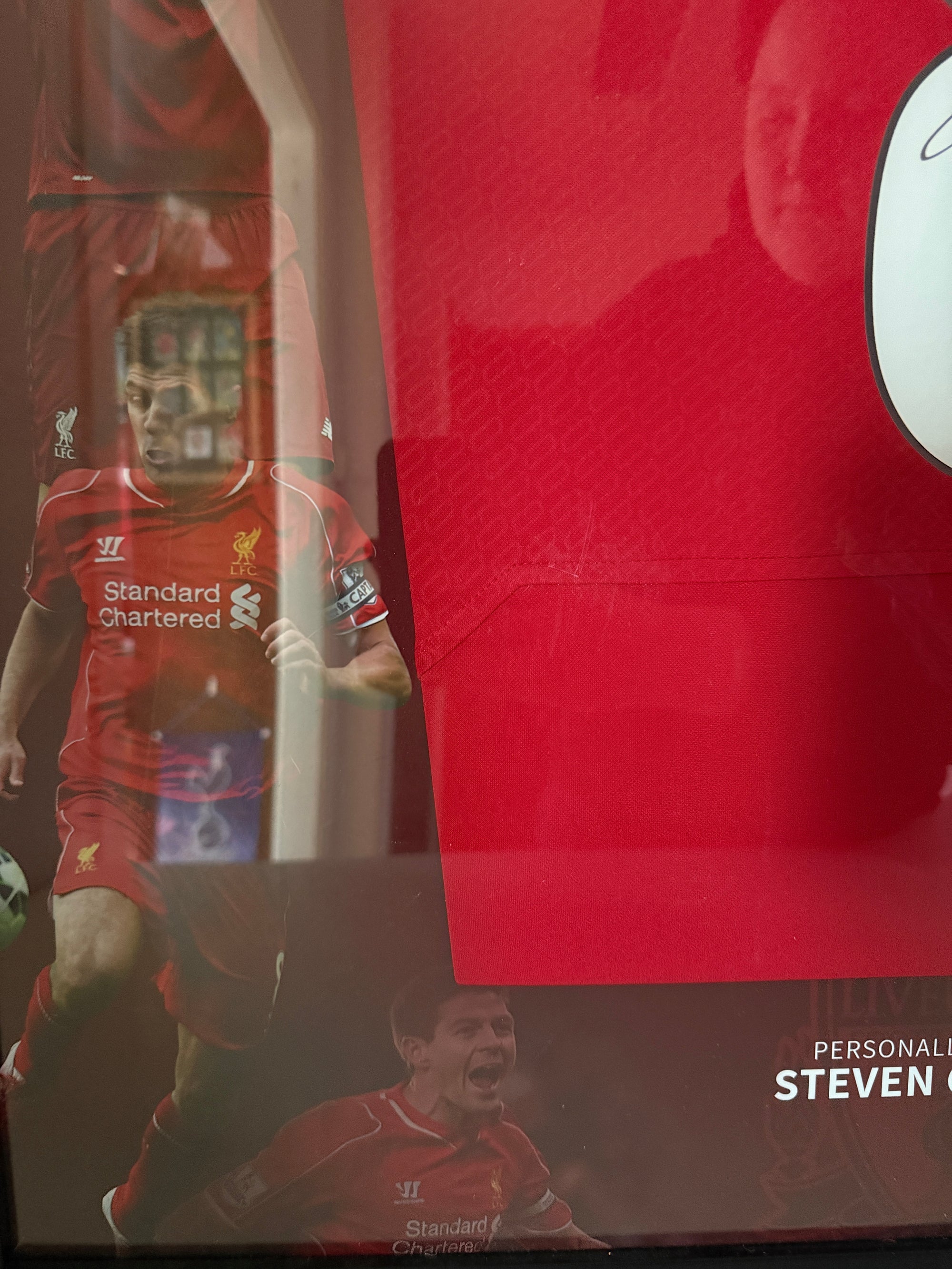 STEVEN GERRARD - SIGNERT DRAKT MED EKTEHETSBEVIS/COA