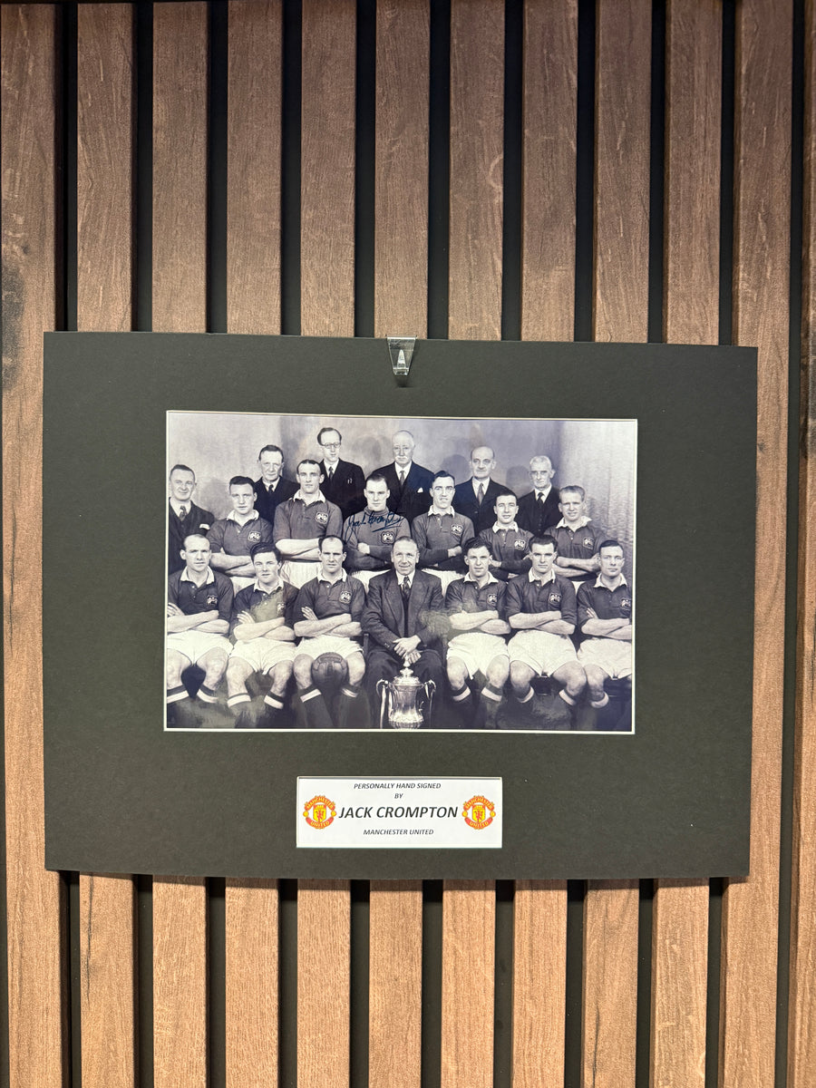 JACK CROMPTON - SIGNERT BILDE MED EKTEHETSBEVIS/COA