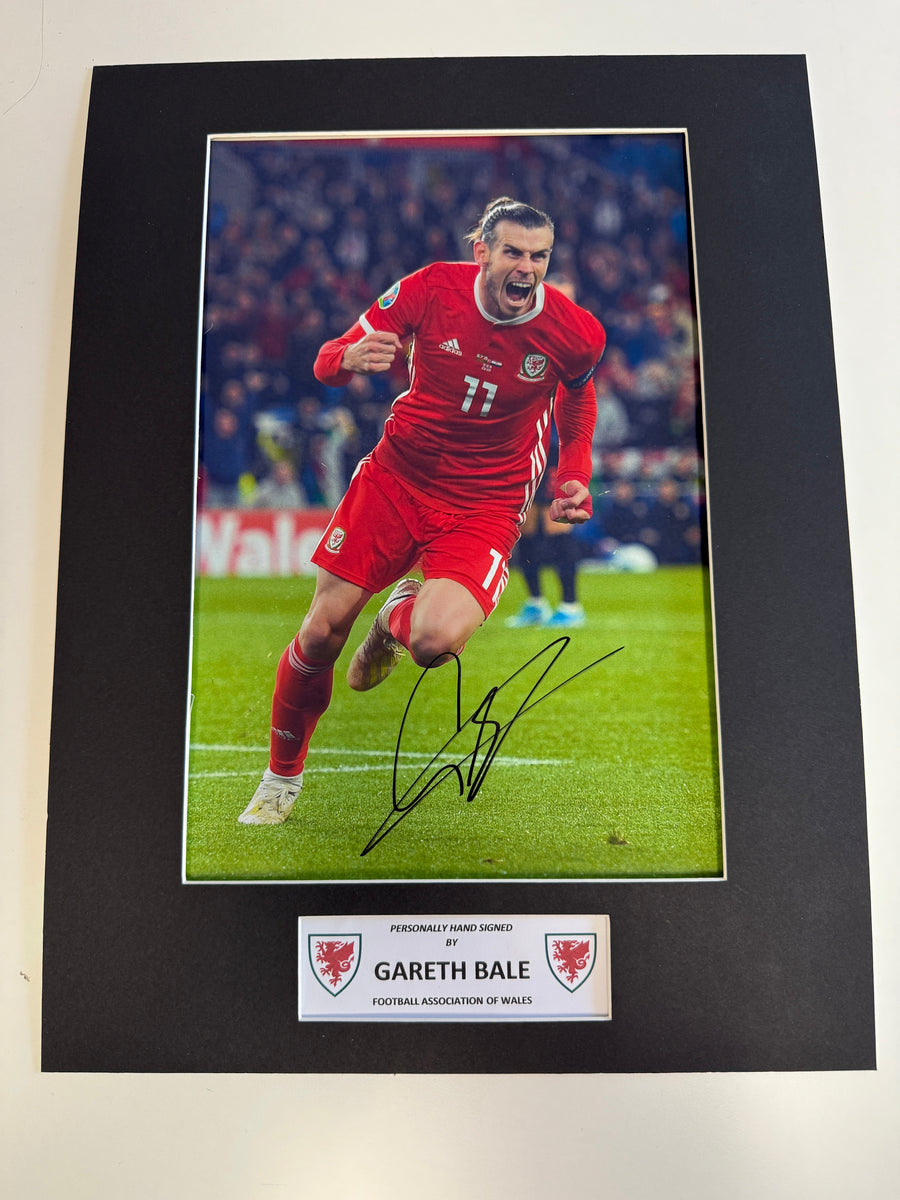 GARETH BALE - SIGNERT BILDE MED EKTEHETSBEVIS/COA